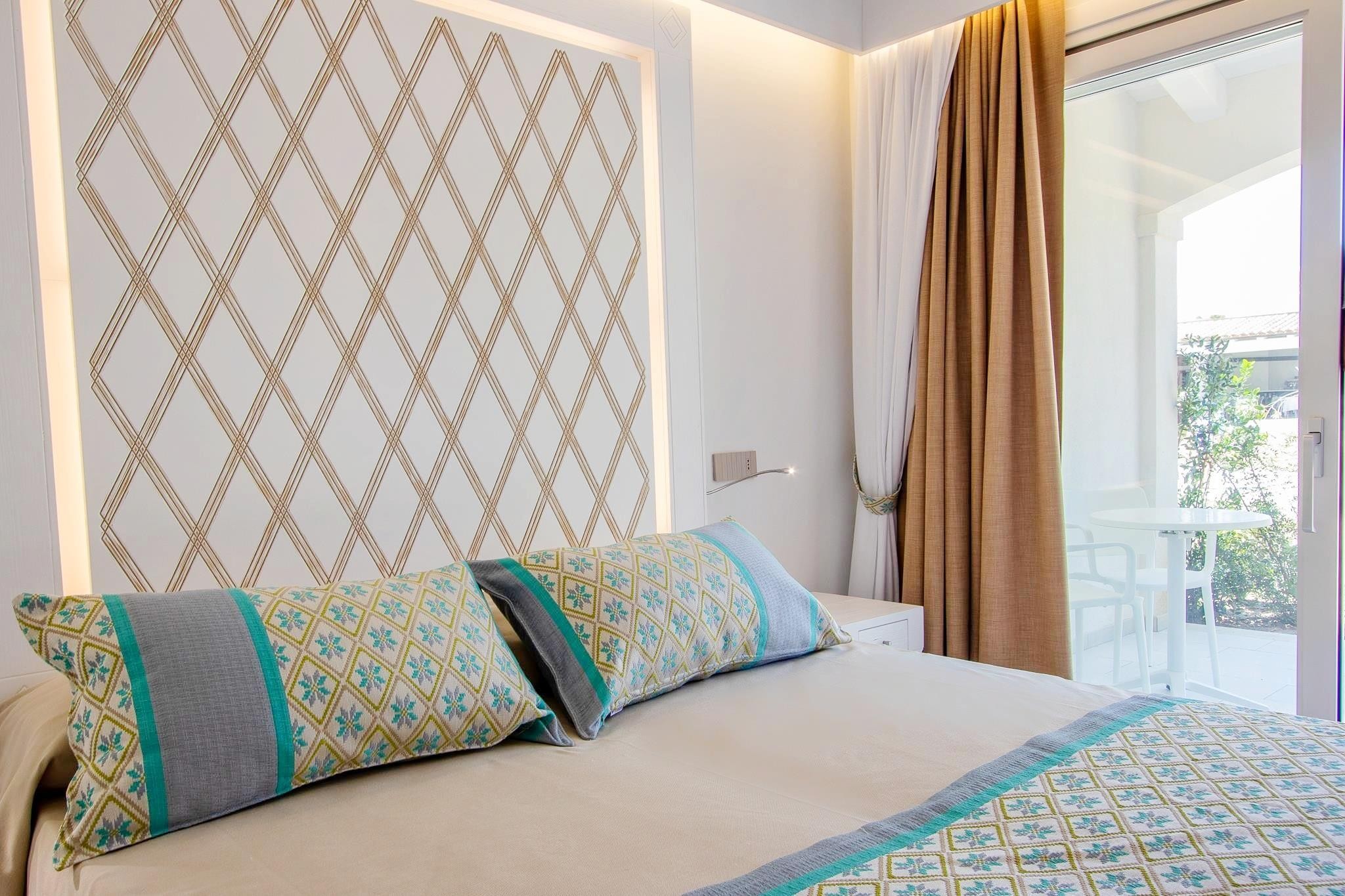 Limone Beach Resort 5