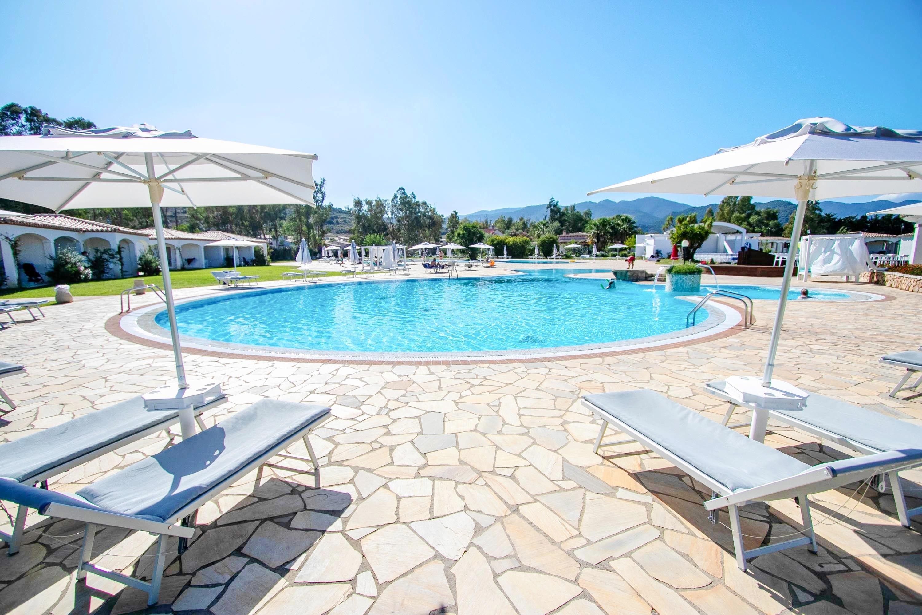 Limone Beach Resort 2