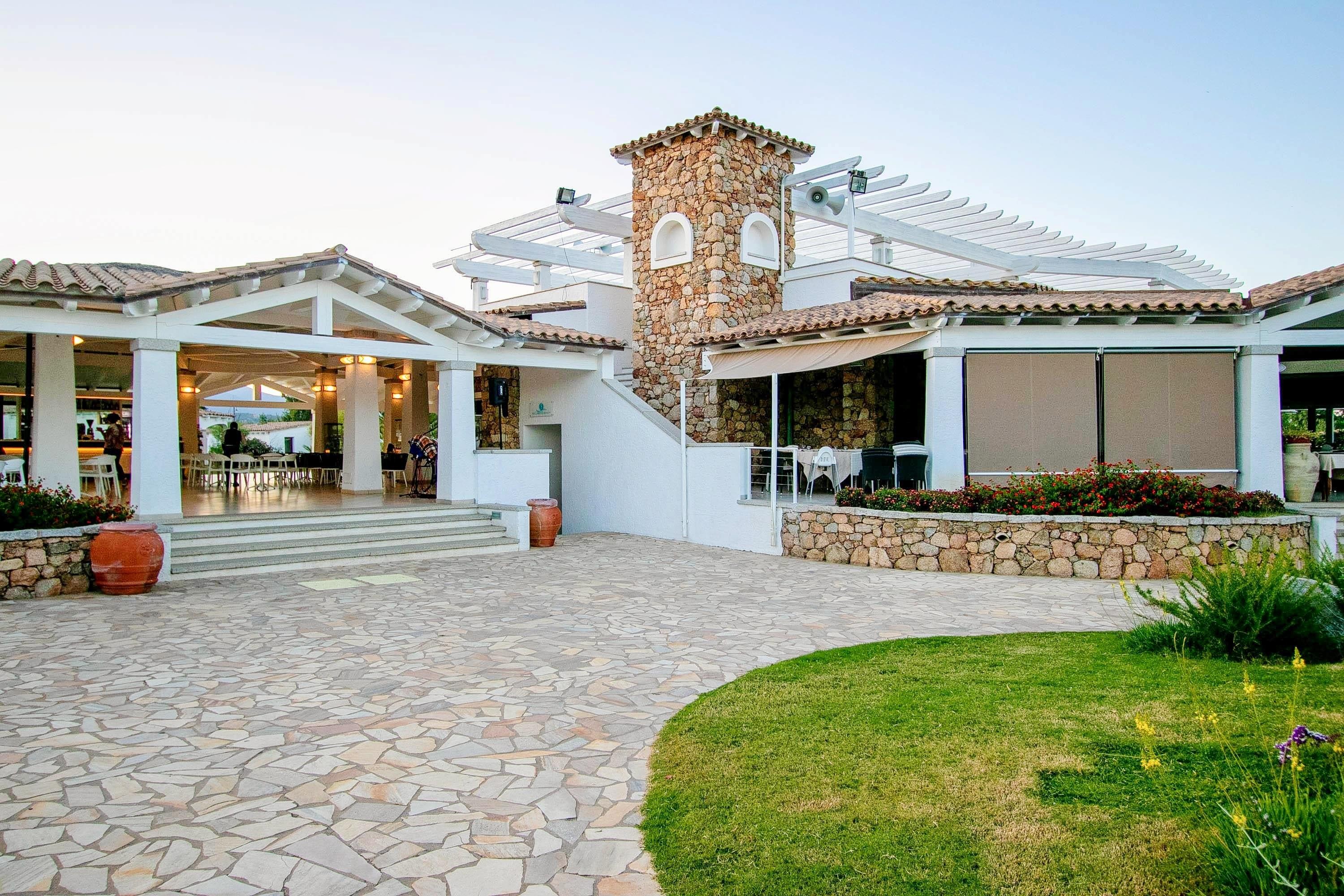 Limone Beach Resort 38