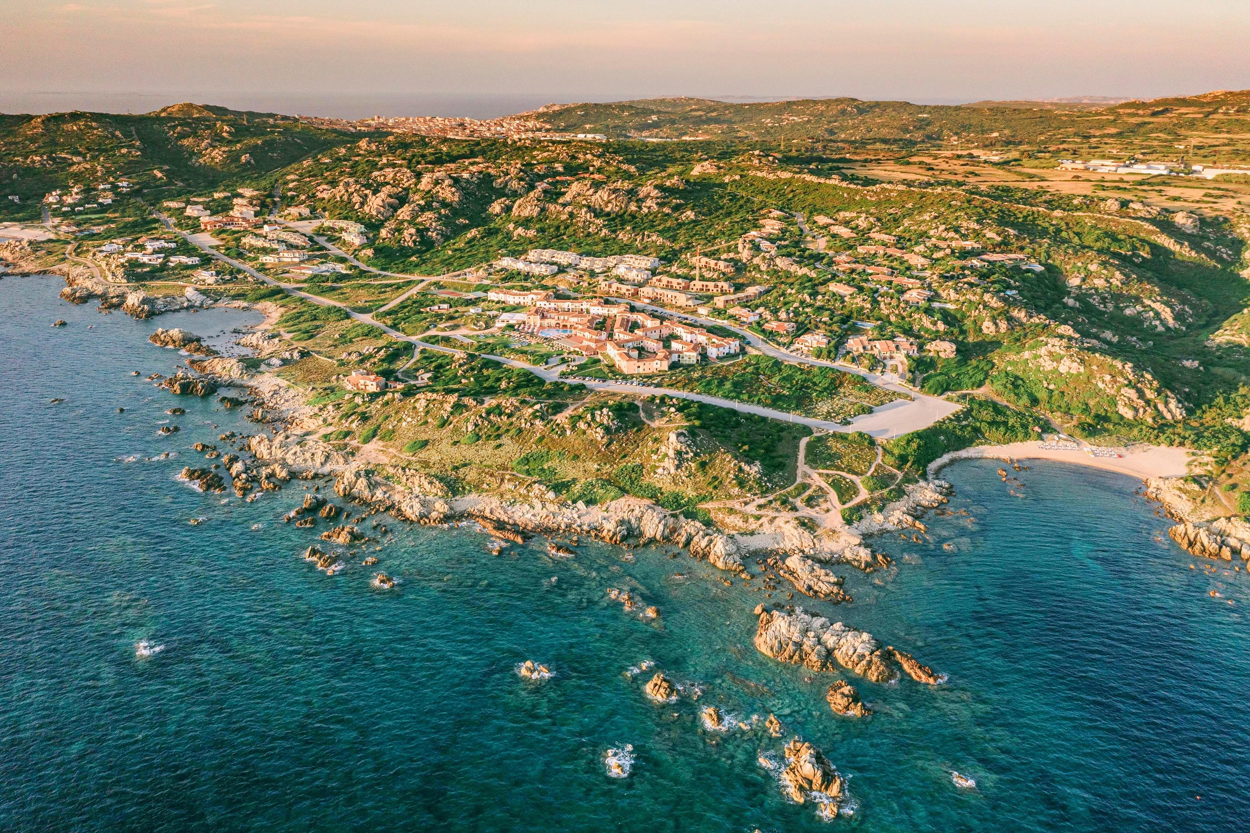 Mangia´s Santa Teresa, Sardinia, Curio Collection by Hilton 13