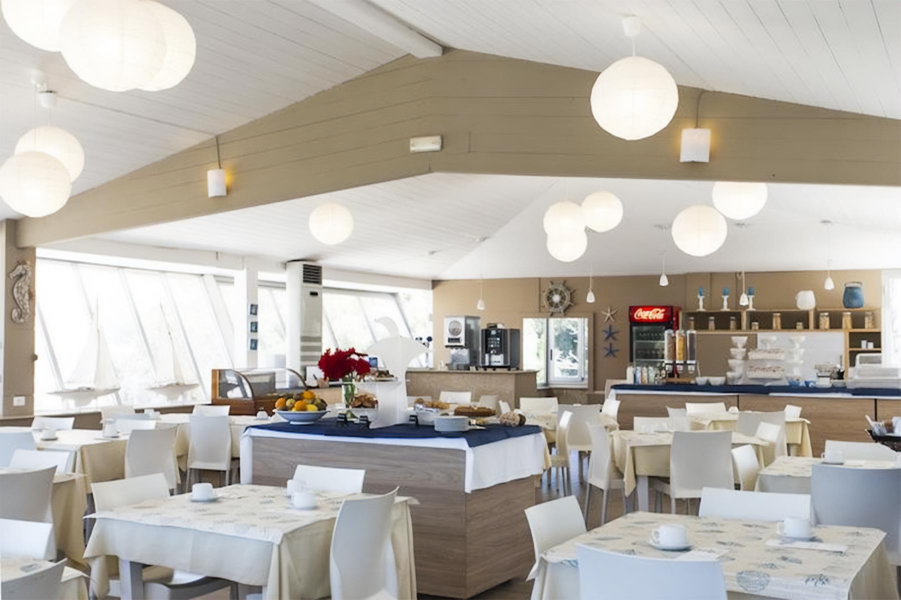 Baia Del Sole Hotel Sul Mare 13