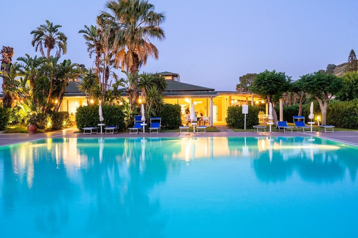 LE DUNE BEACH CLUB 17