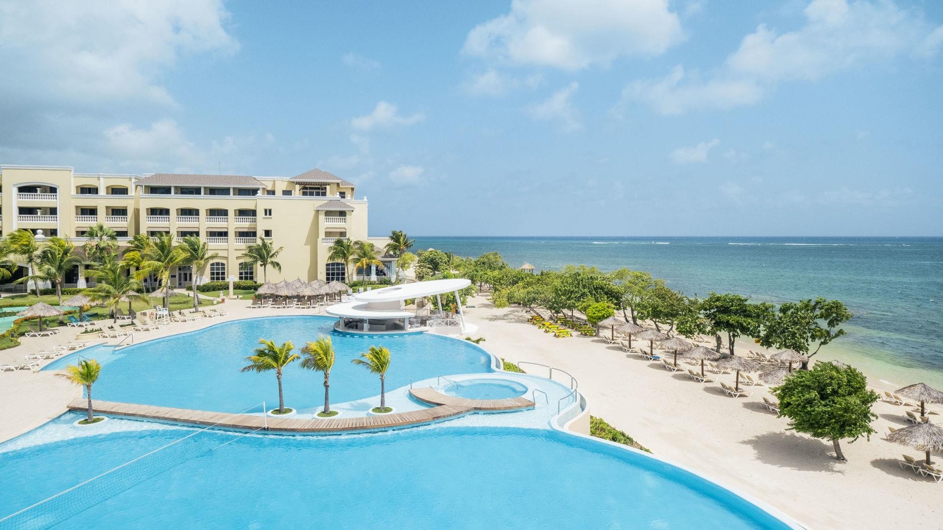 Iberostar Waves Rose Hall Beach