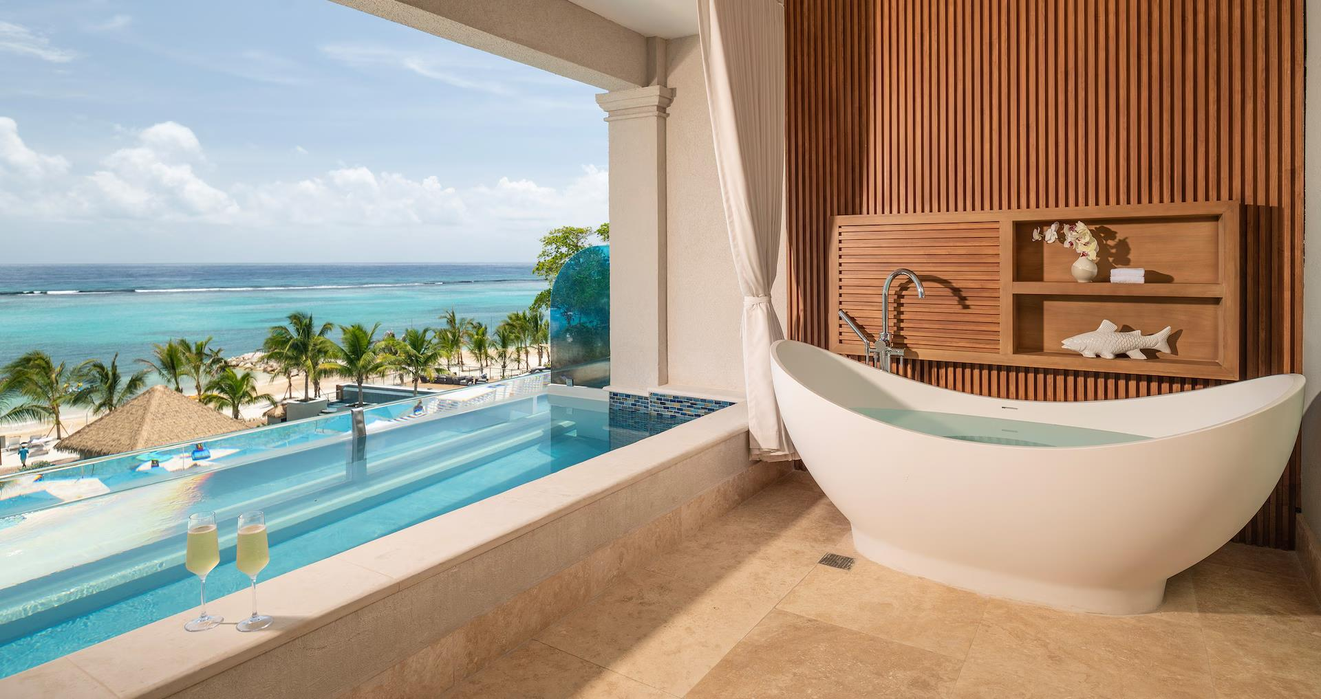 Sandals Dunns River 10