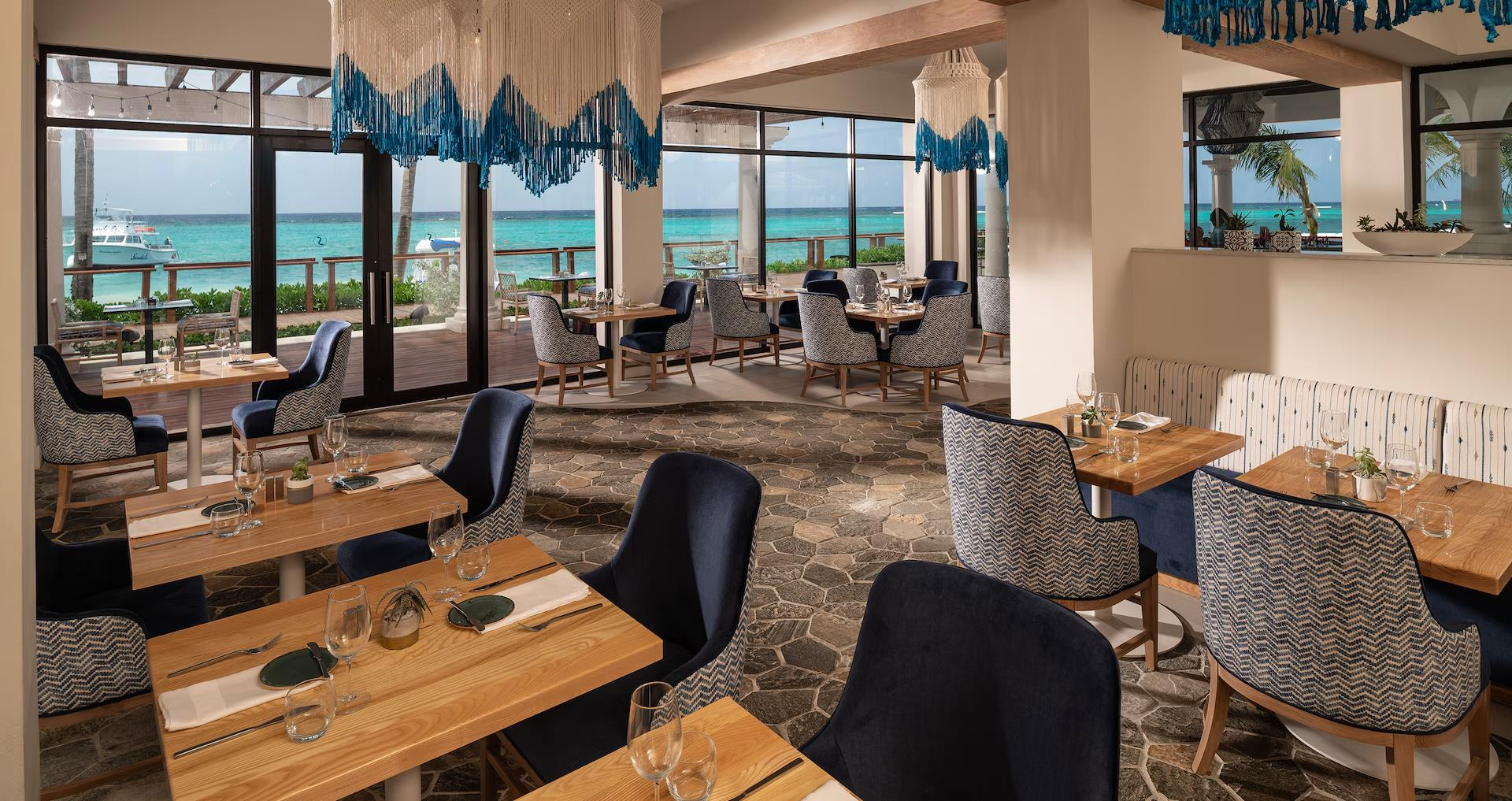 Sandals Dunns River 16