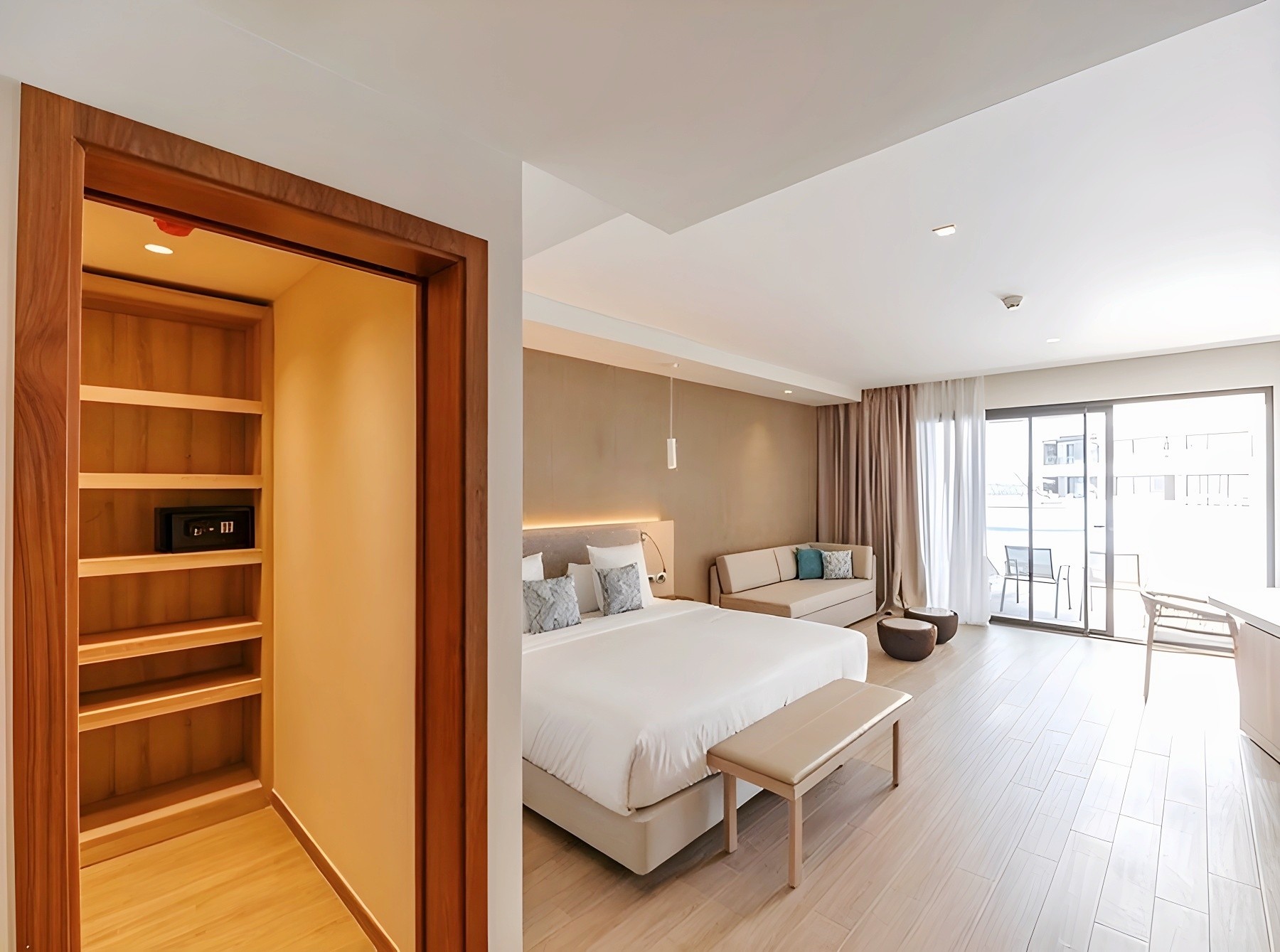 Royal Horizon Ponta Sino 33