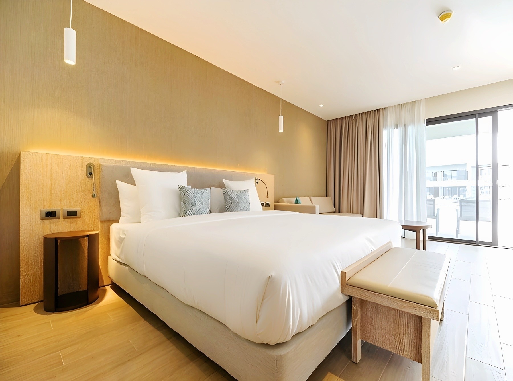 Royal Horizon Ponta Sino 32