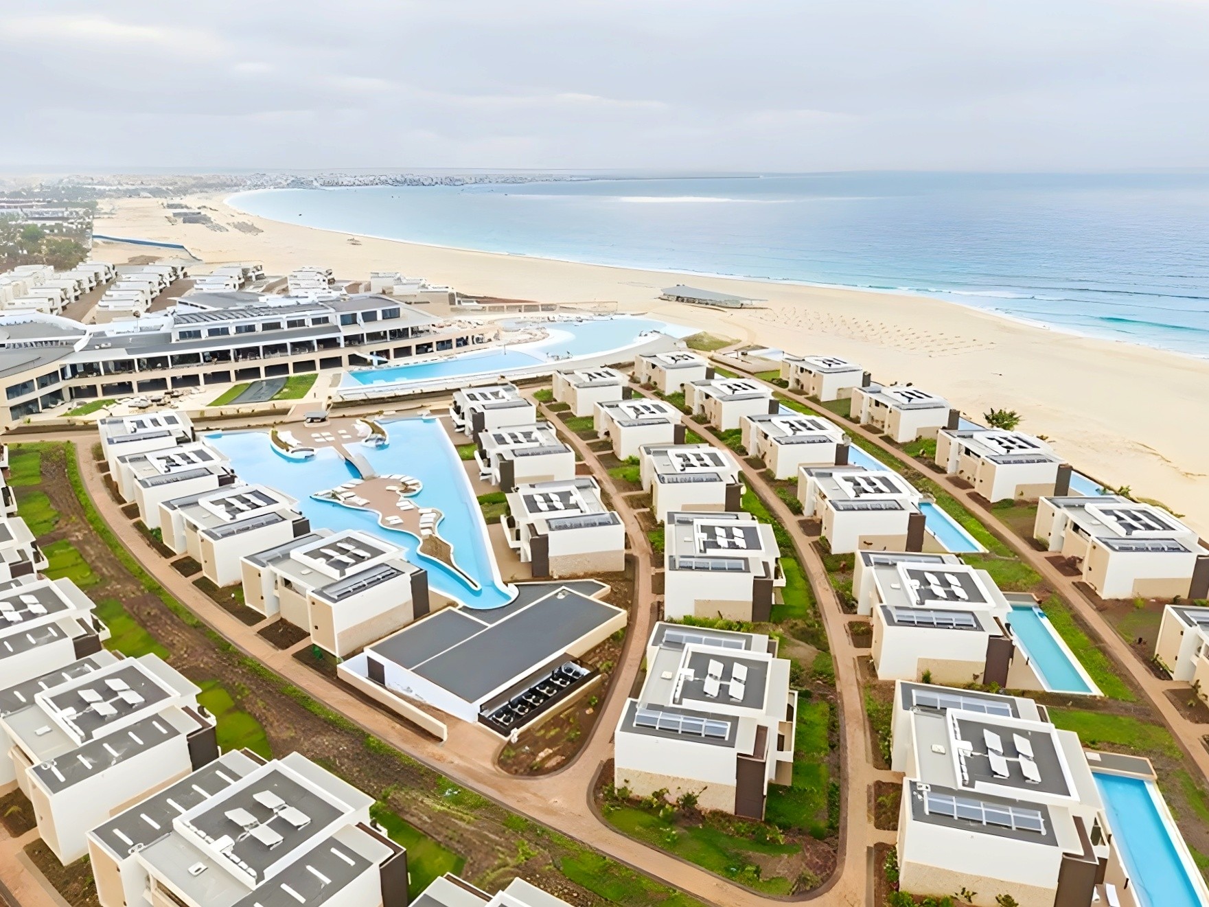 Royal Horizon Ponta Sino 38