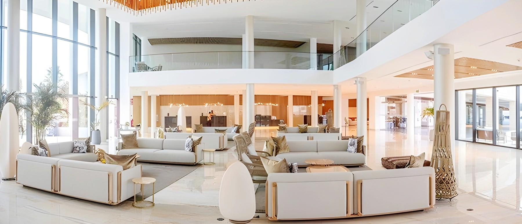 Royal Horizon Ponta Sino 43