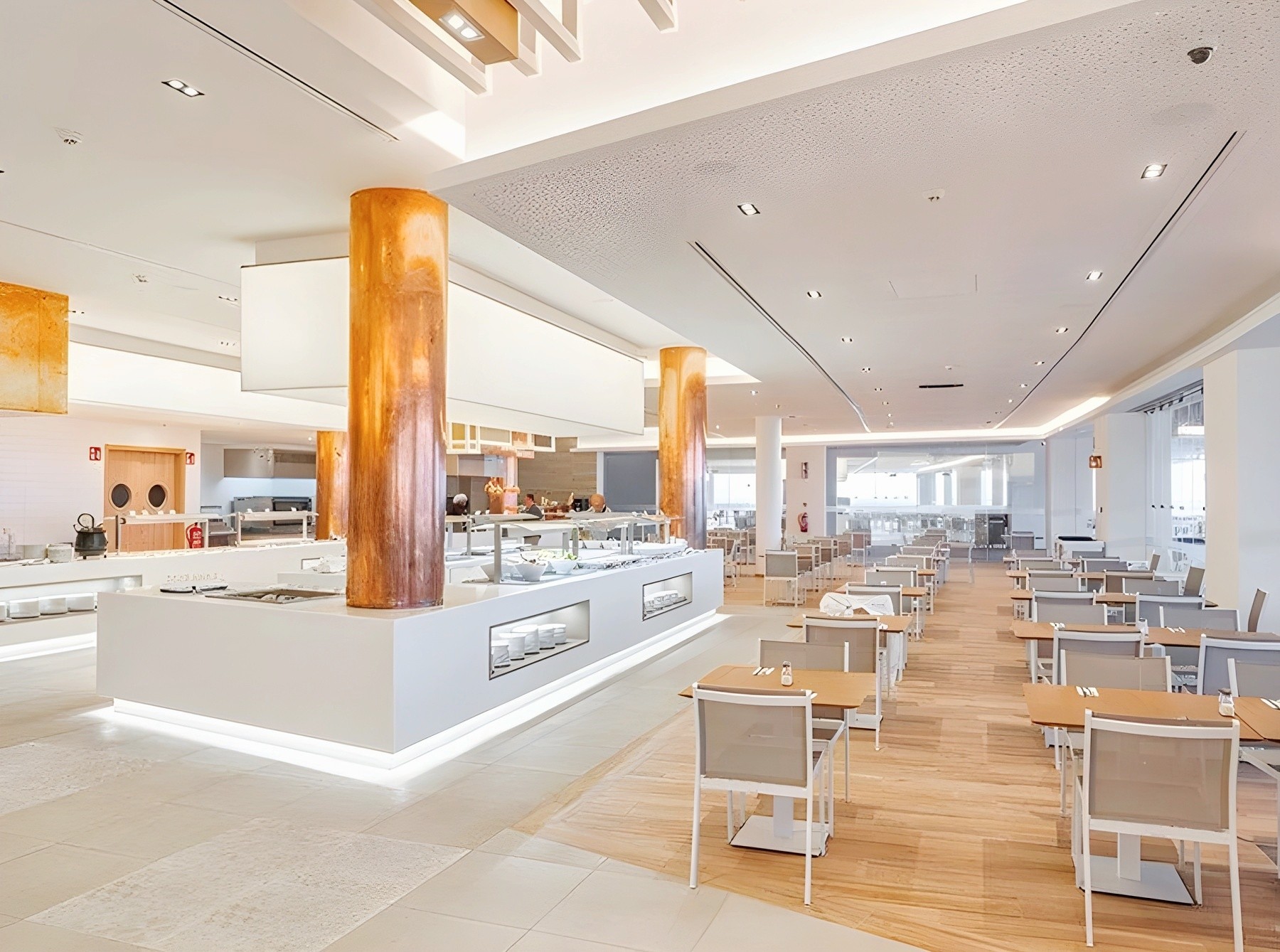 Royal Horizon Ponta Sino 45