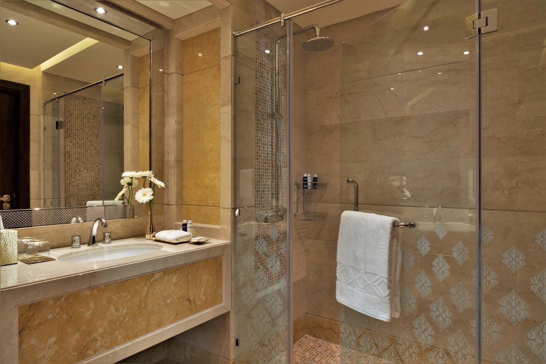 Al Najada Doha Hotel by Tivoli 12