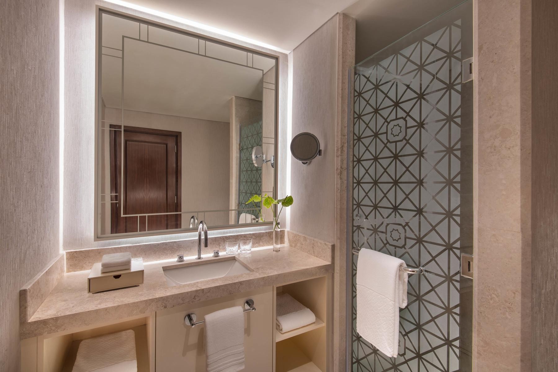 The St. Regis Marsa Arabia Island, The Pearl Qatar 6