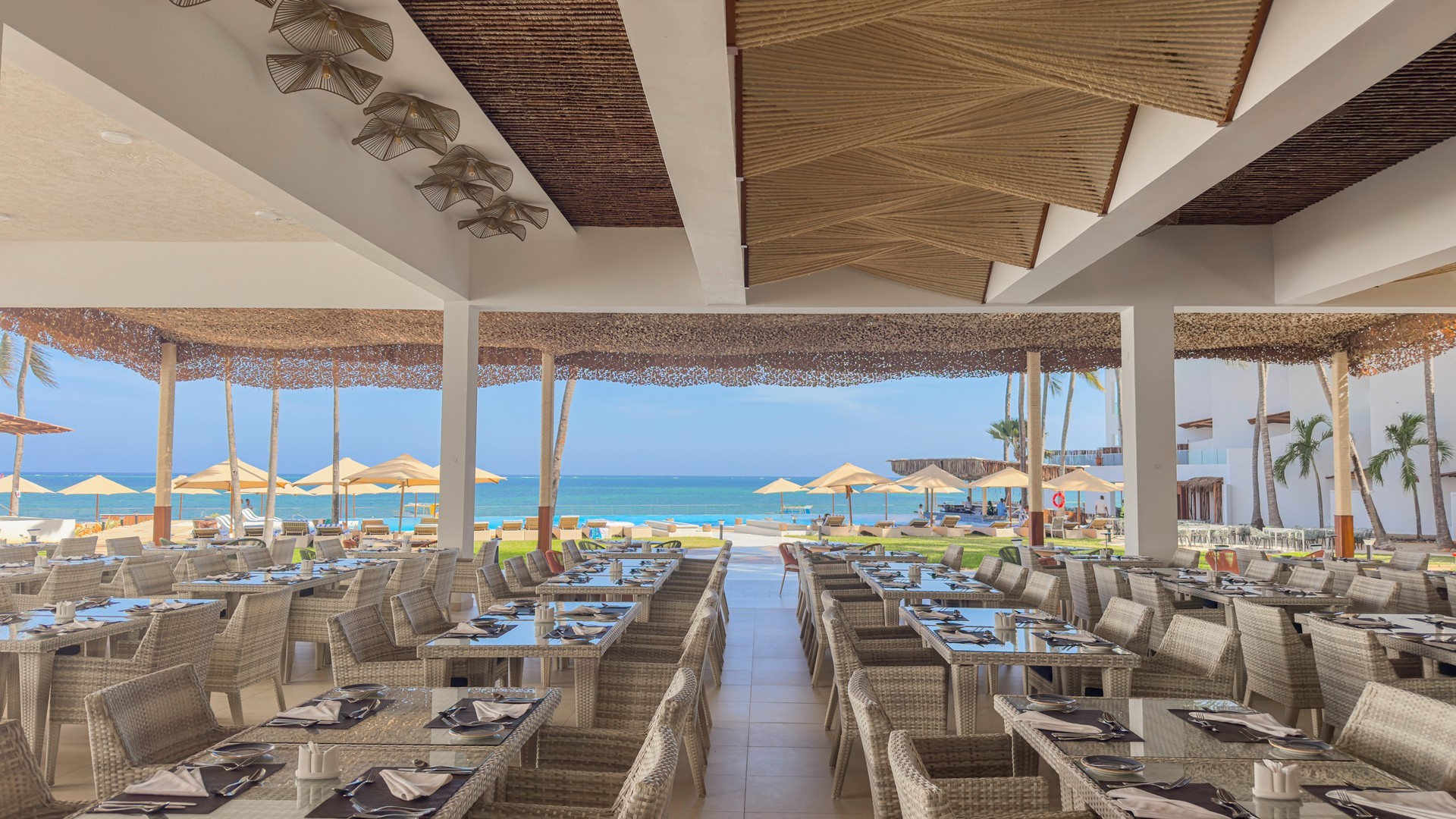 Bamburi Beach Hotel 8