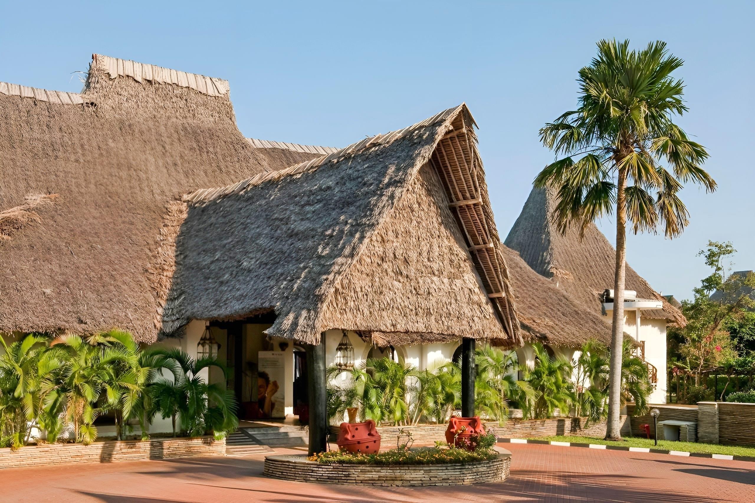 Neptune Village Beach Resort & Spa 22