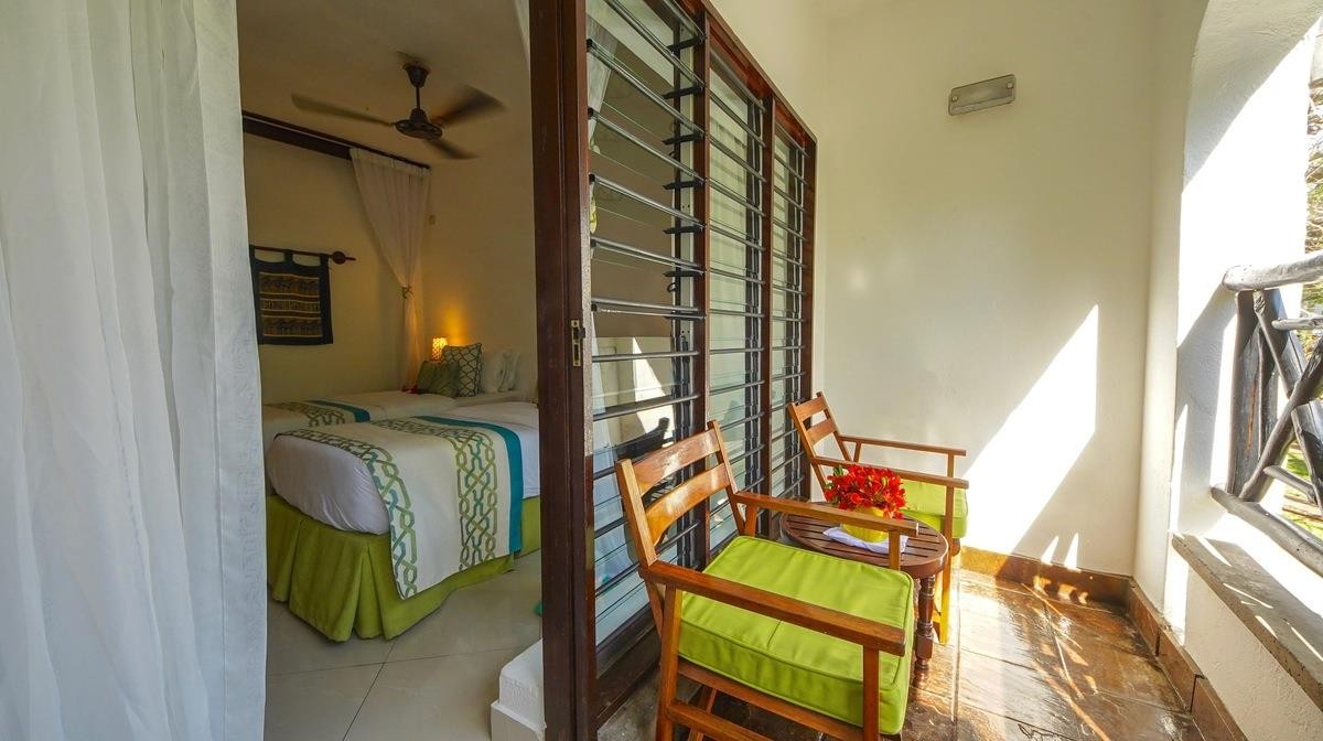 Papillon Lagoon Reef 24