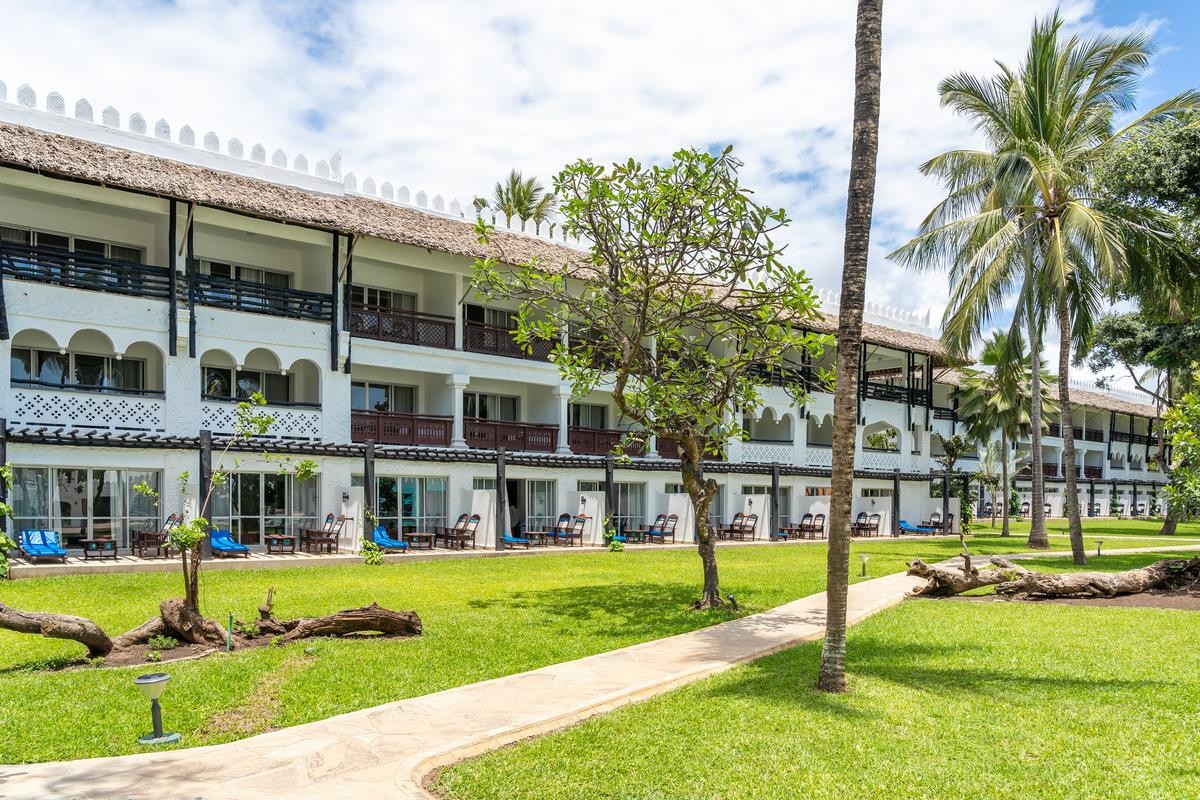 Southern Palms Beach Resort 16