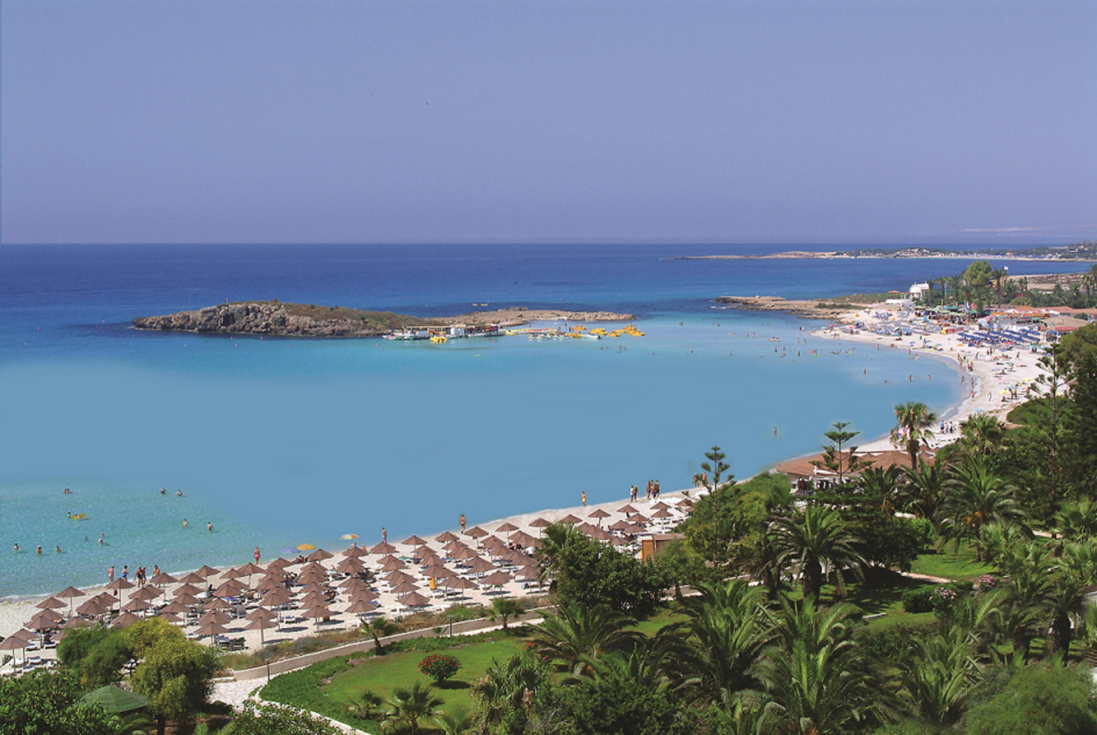 Nissiana Hotel and Bungalows 4