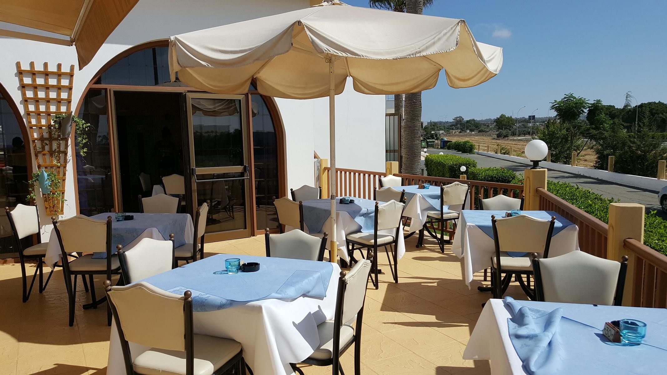 Cosmelenia Hotel Apartments 7