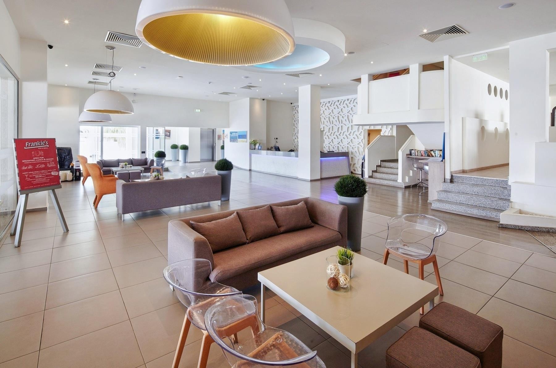 Melpo Antia Hotel and Suites 10