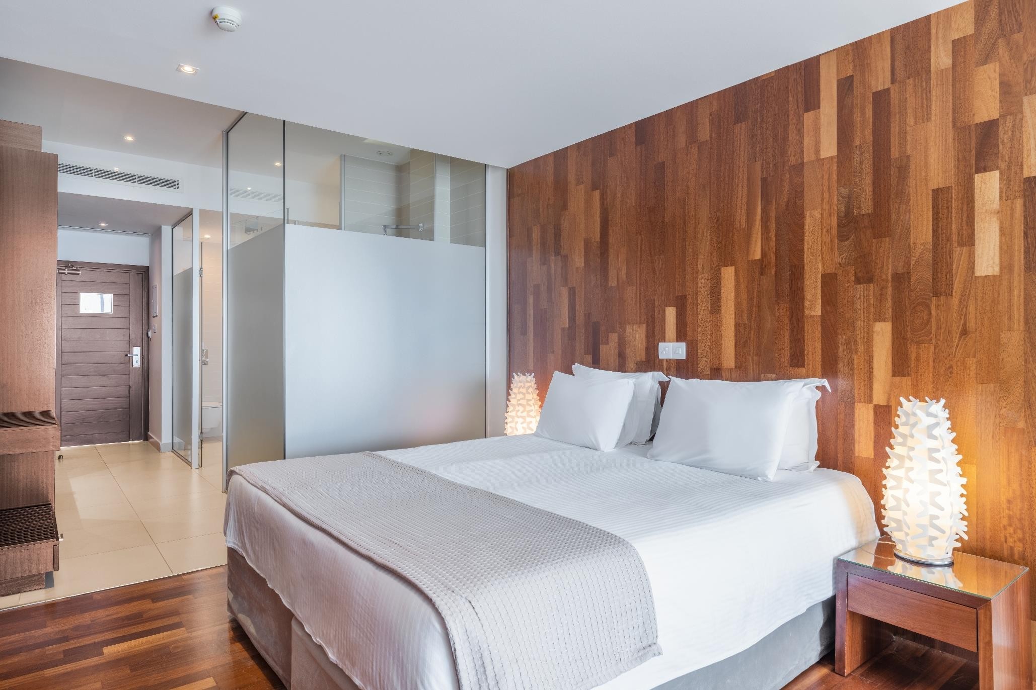 Napa Mermaid Hotel & Suites 10