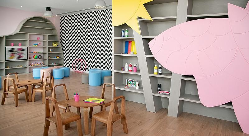 NissiBlu Beach Resort 9