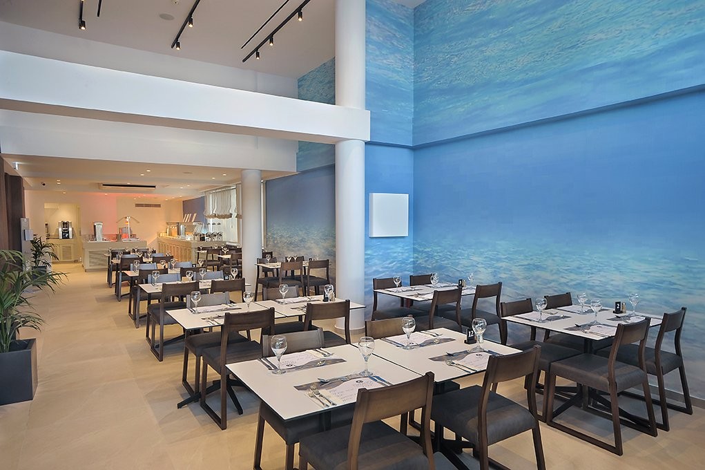 Okeanos Beach Boutique 4