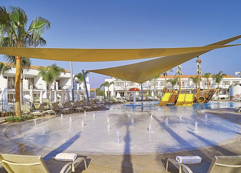 Olympic Lagoon Resort  15