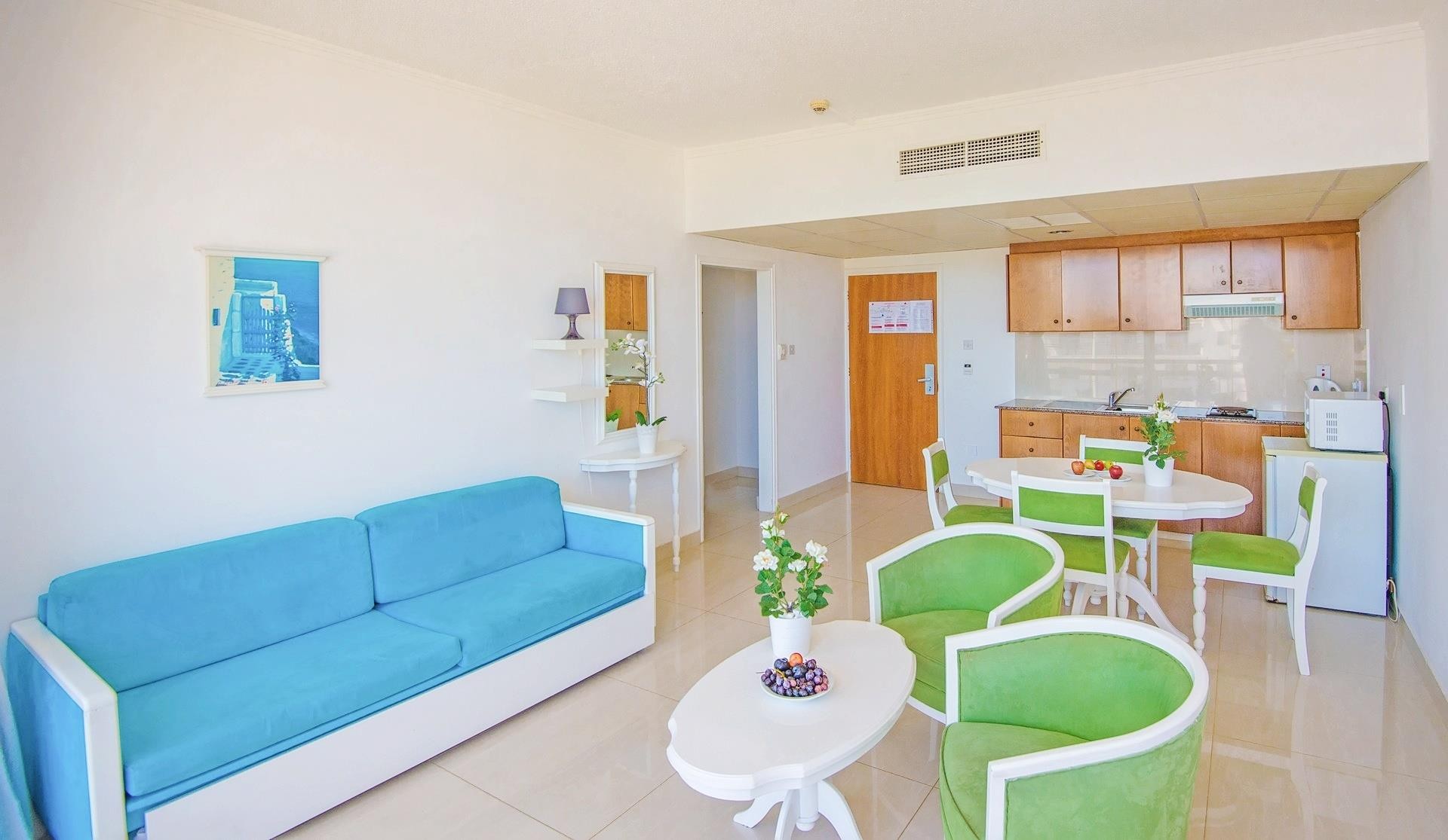 Marlita Beach Hotel Apartments 7