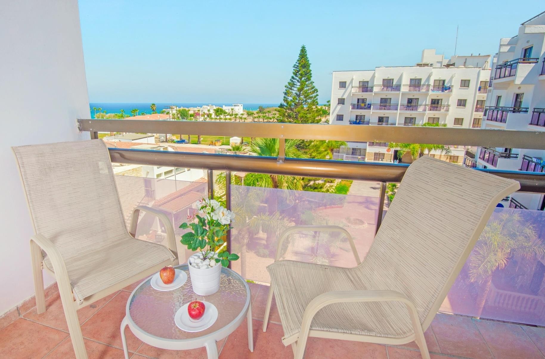 Marlita Beach Hotel Apartments 10