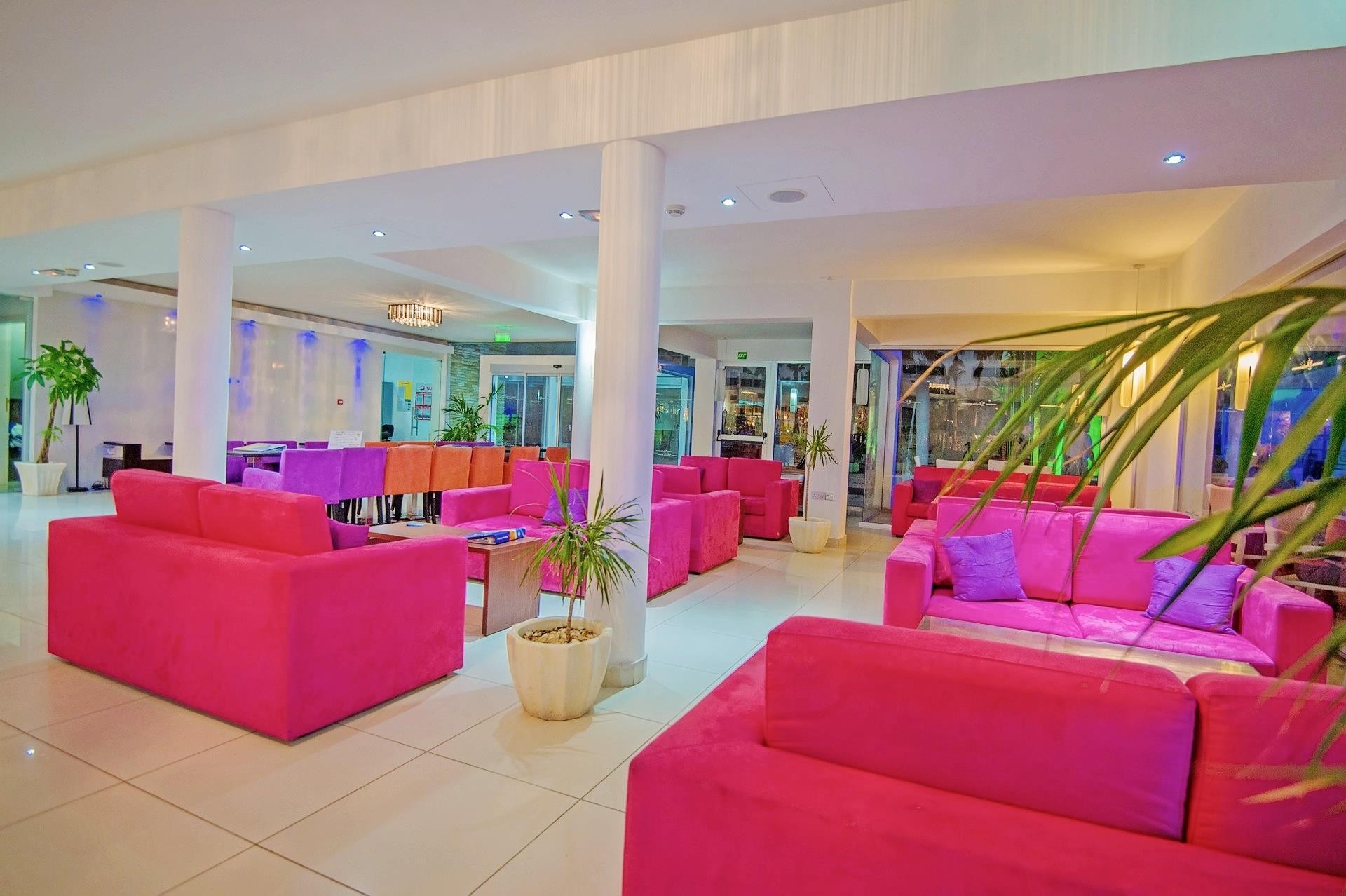 Marlita Beach Hotel Apartments 19