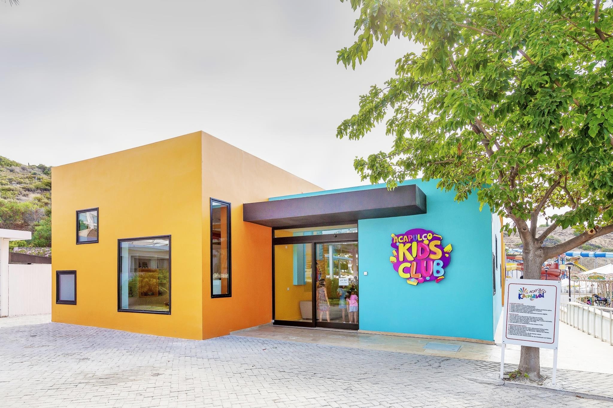 ACAPULCO RESORT CONVENTION & SPA 35