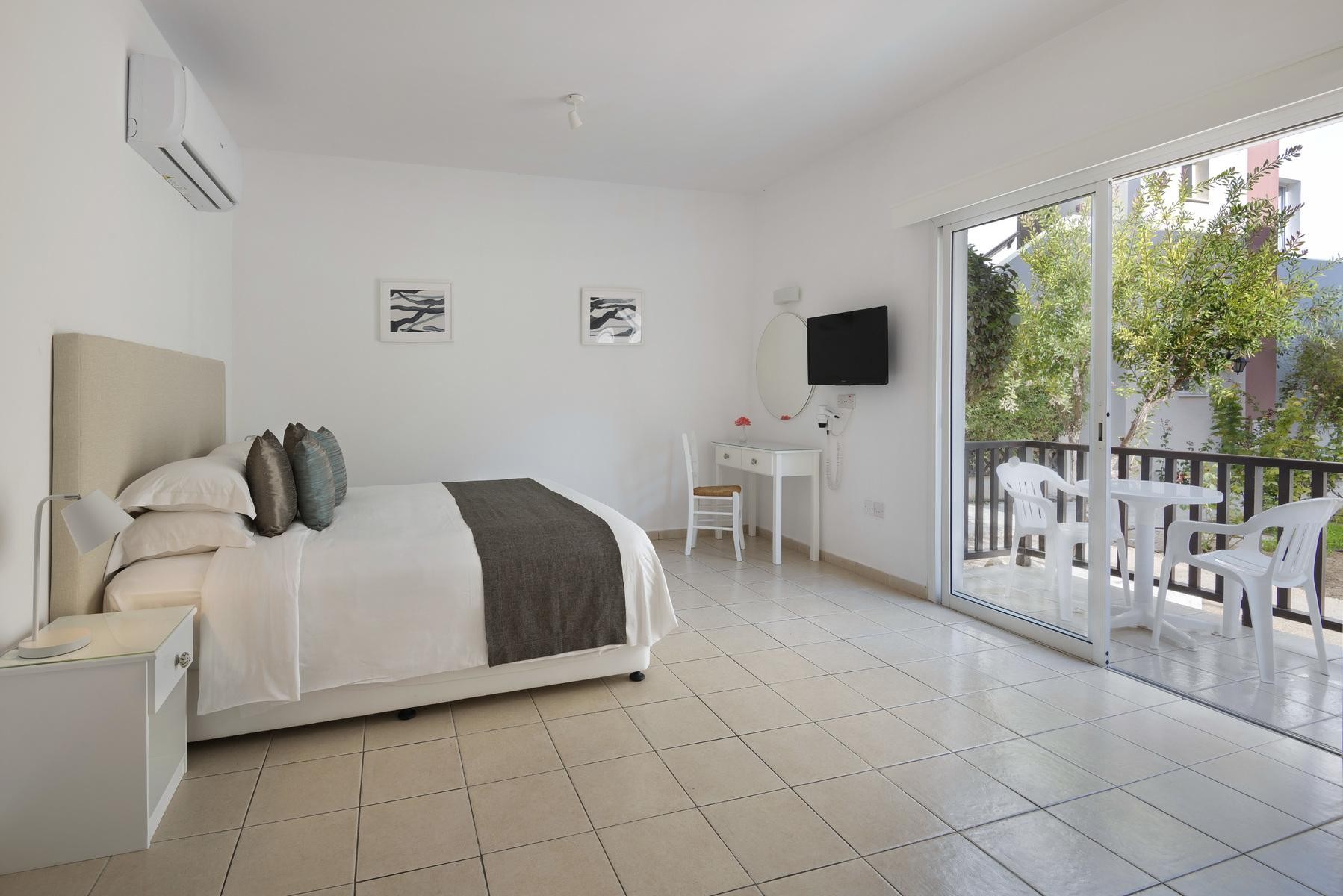 Akti Beach Village Resort 9