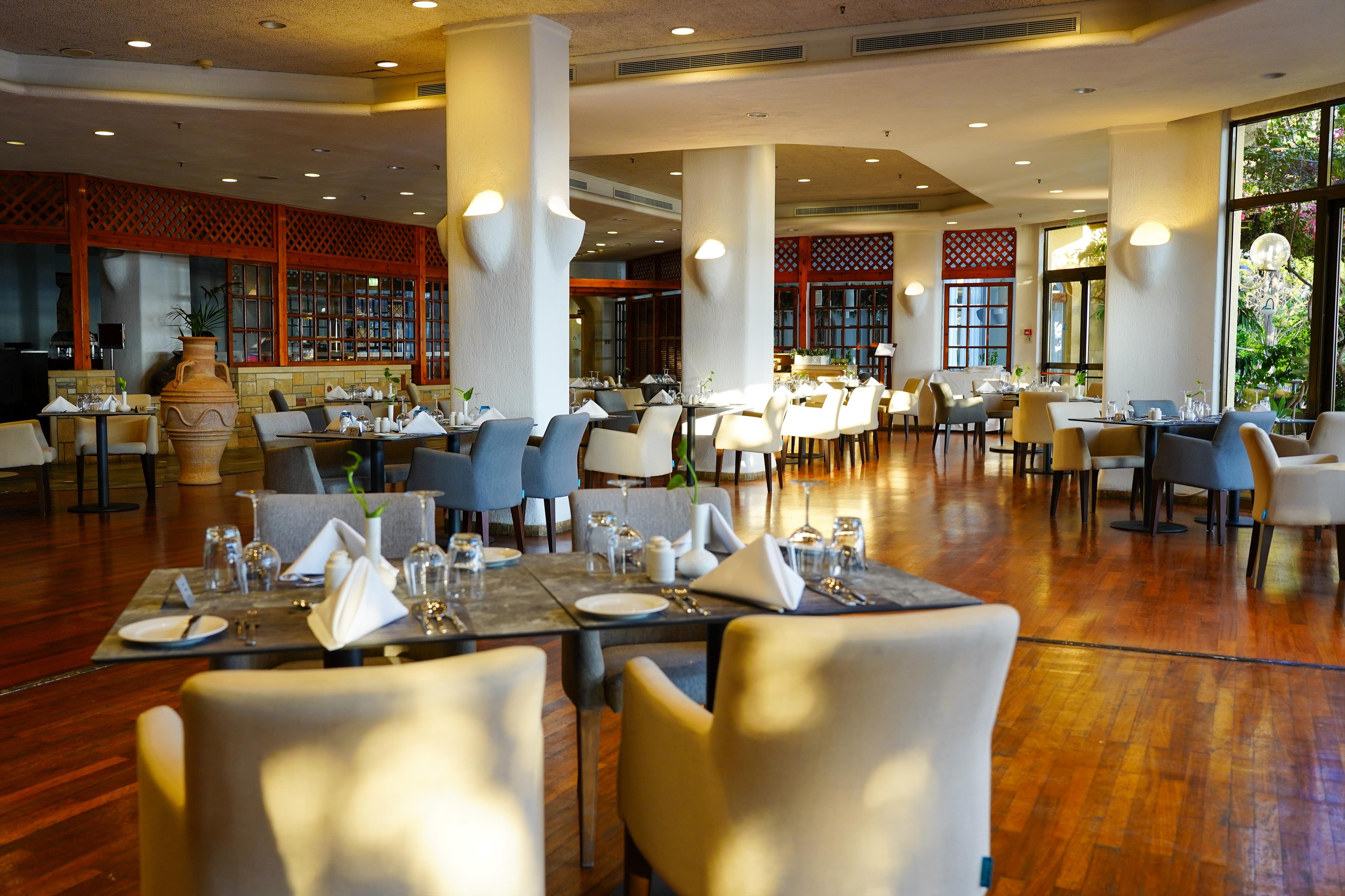 Coral Beach & Resort 17