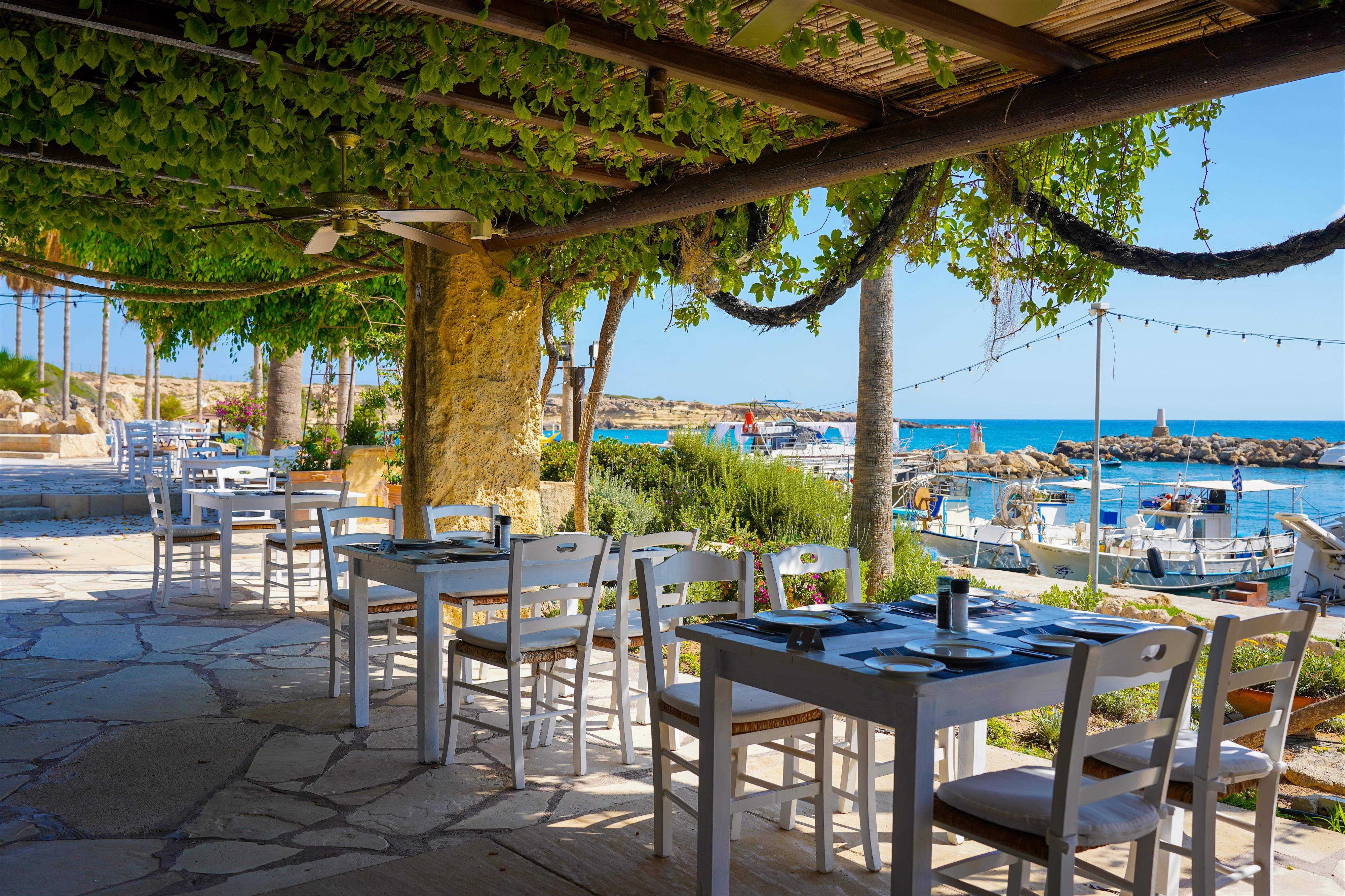 Coral Beach & Resort 19