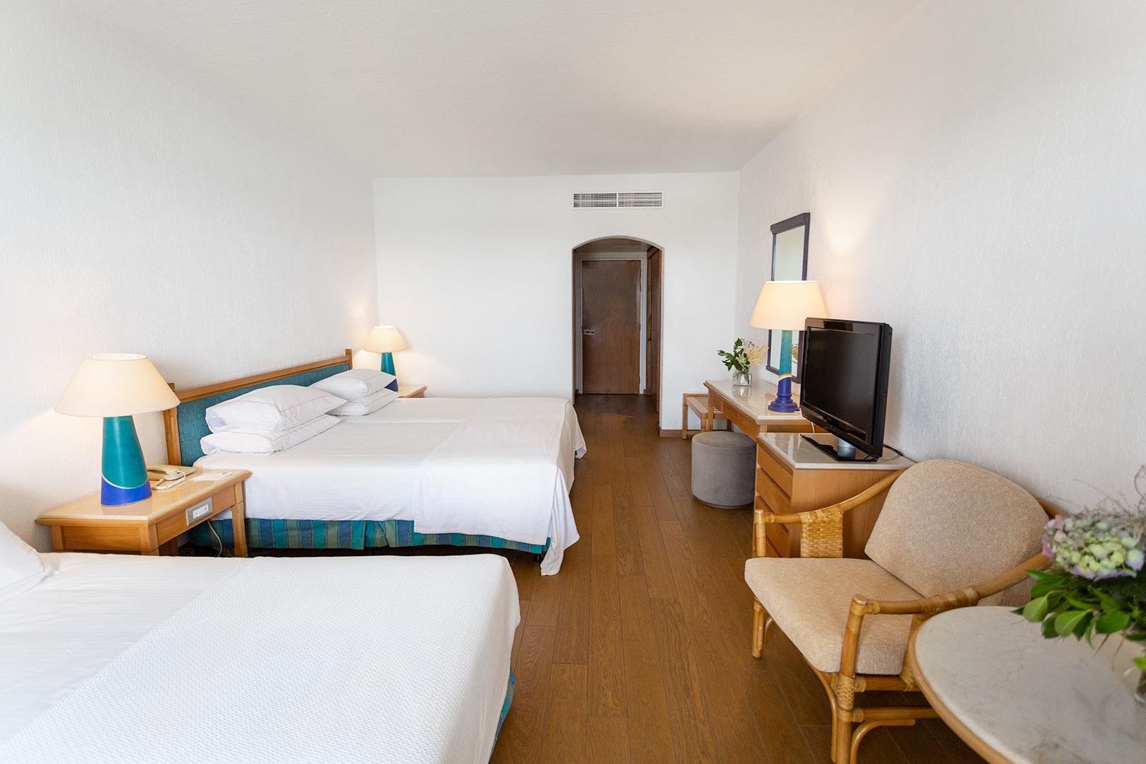 Coral Beach & Resort 10