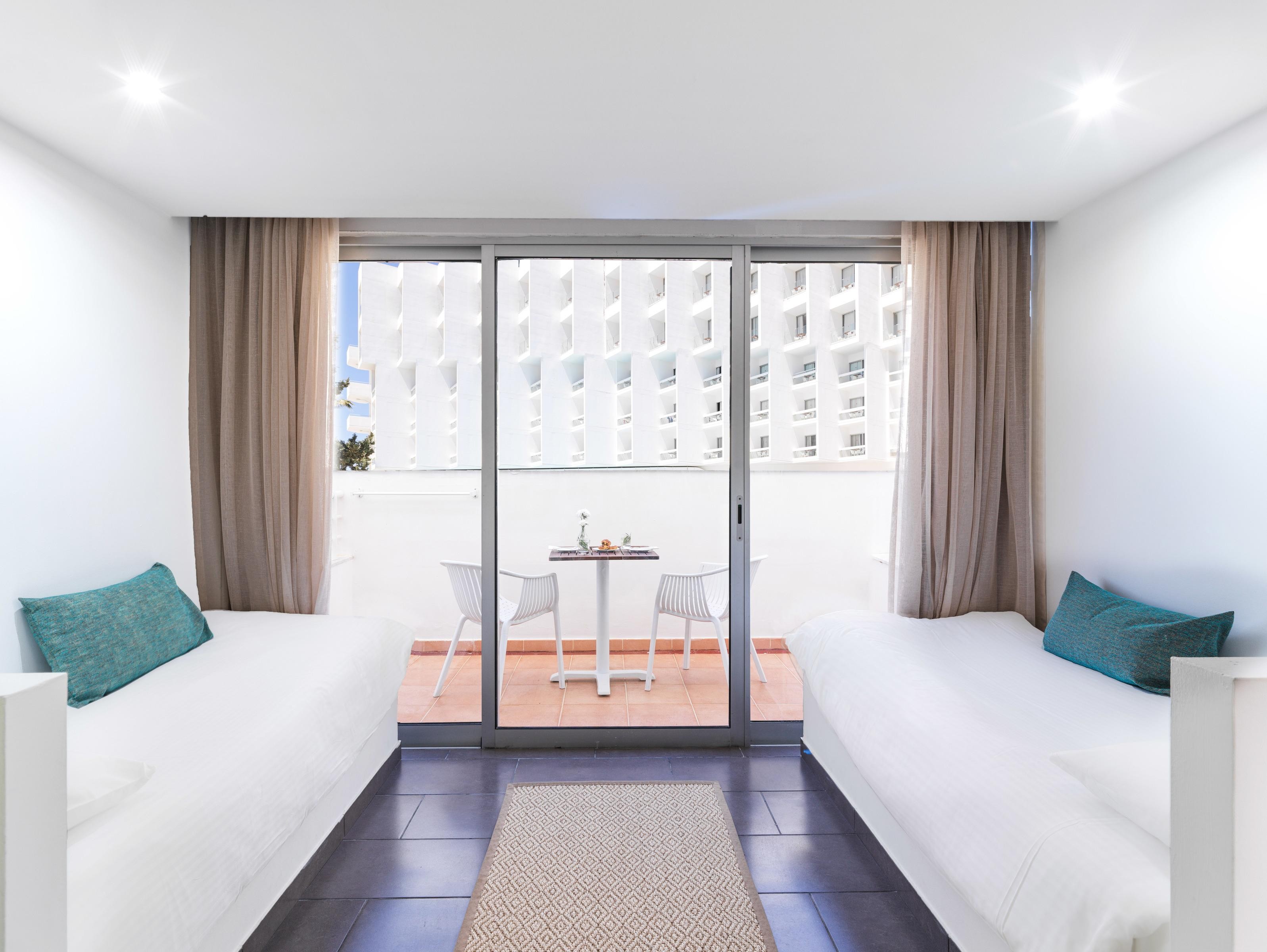 Leonardo Cypria Bay 6