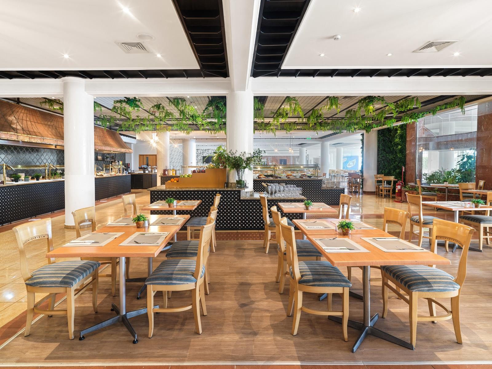 Leonardo Cypria Bay 9