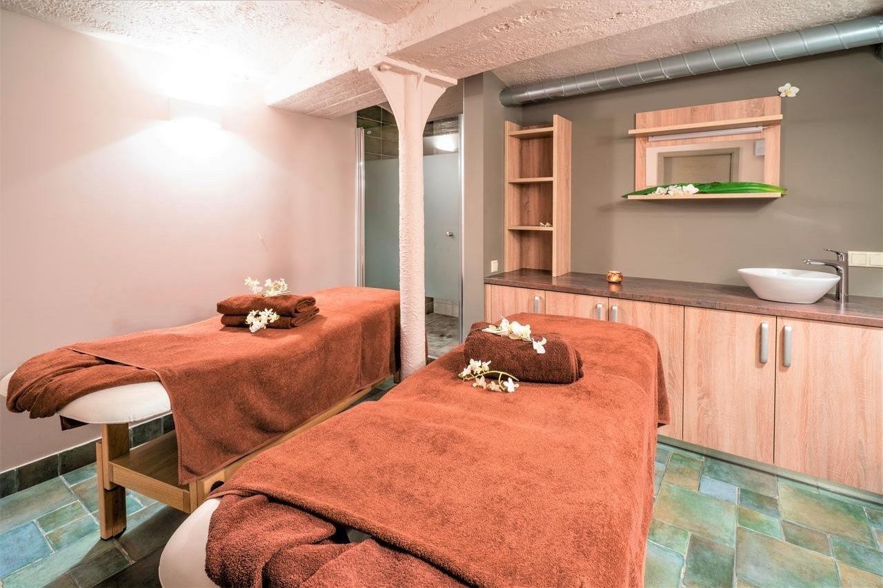 Wellton Centrum Hotel and Spa 11