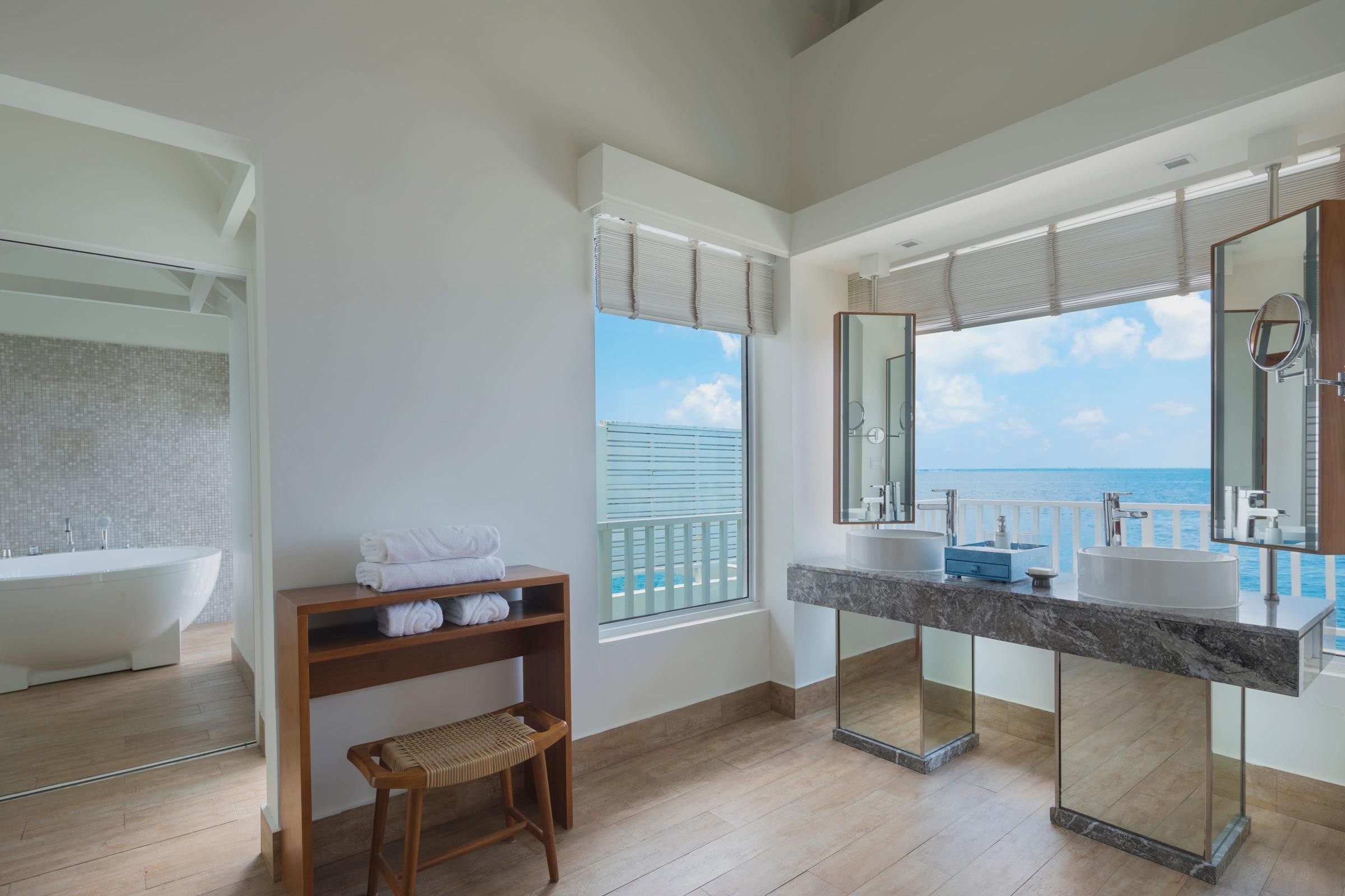 Machchafushi Island Resort & Spa Maldives, The Centara Collection 7