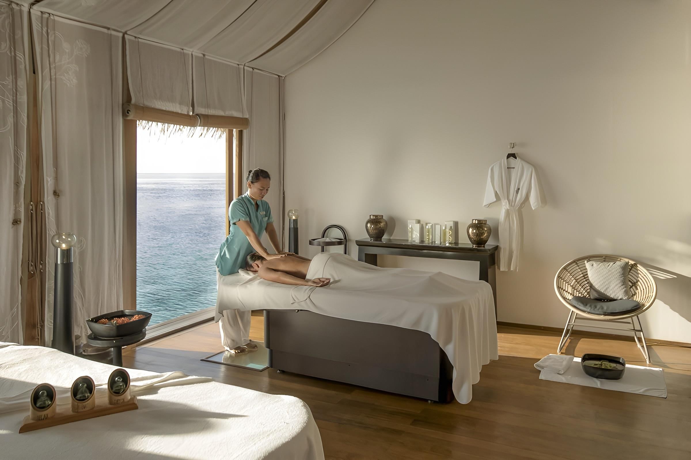 Constance Moofushi Maldives 10