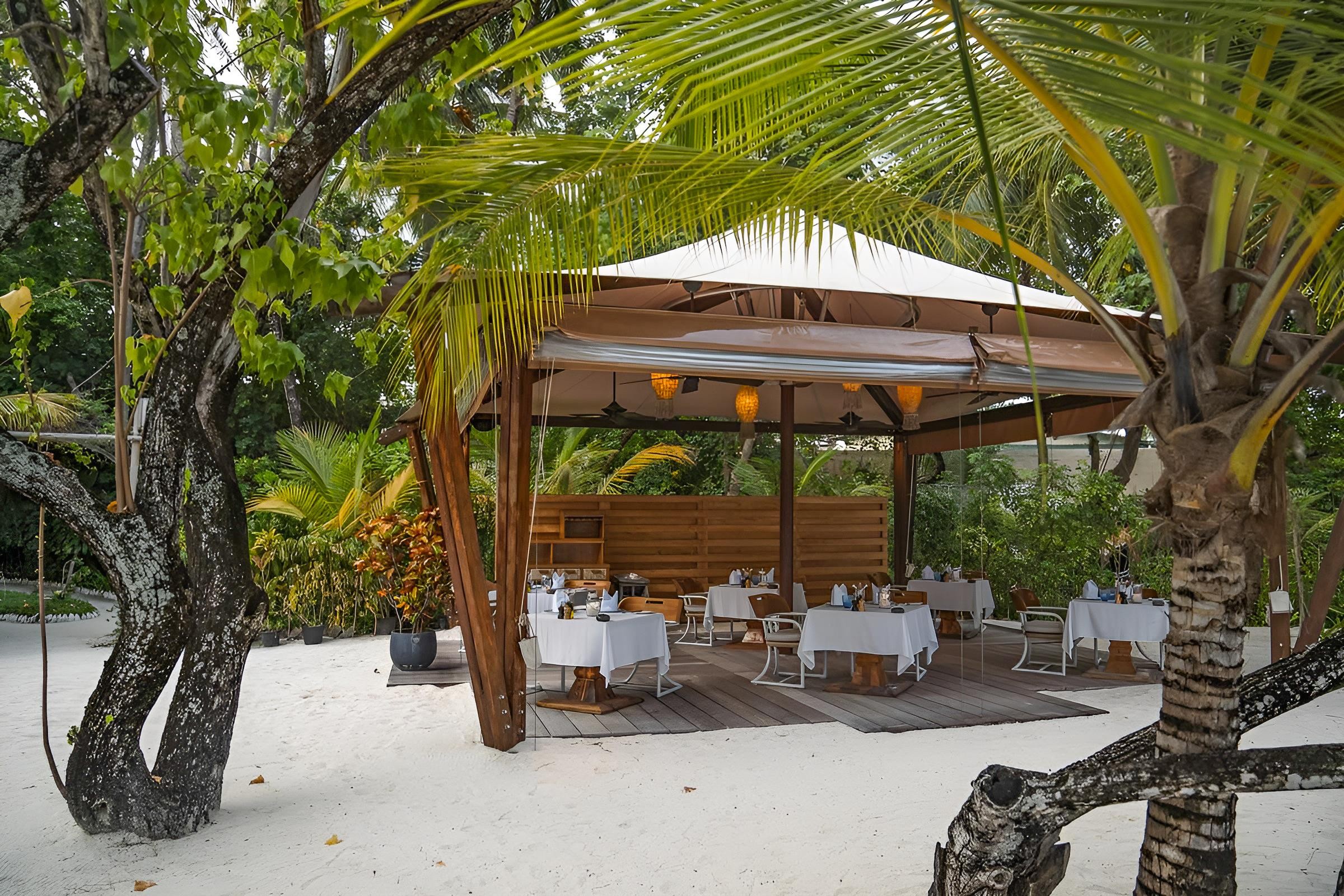 Constance Moofushi Maldives 17