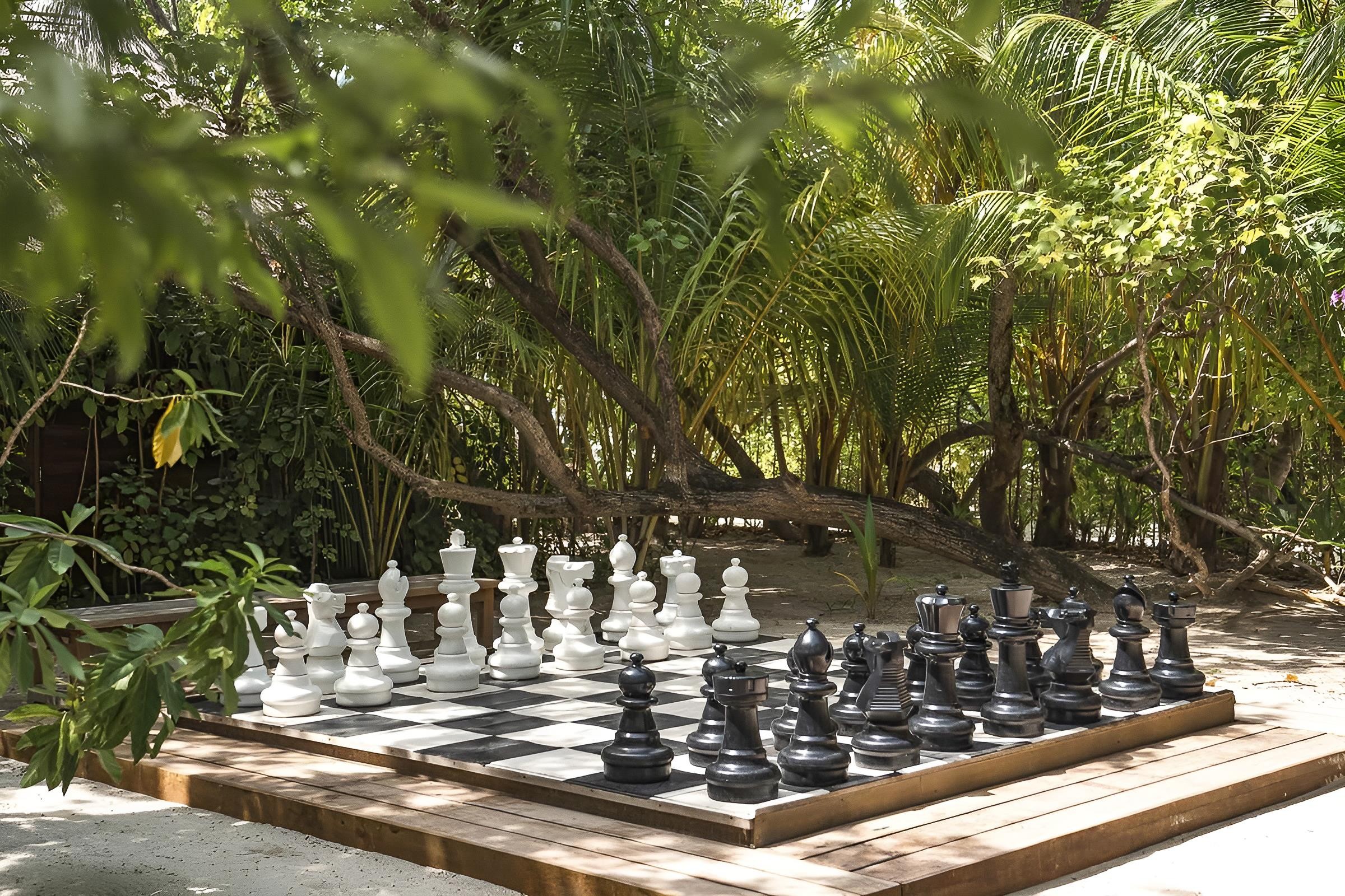 Constance Moofushi Maldives 20