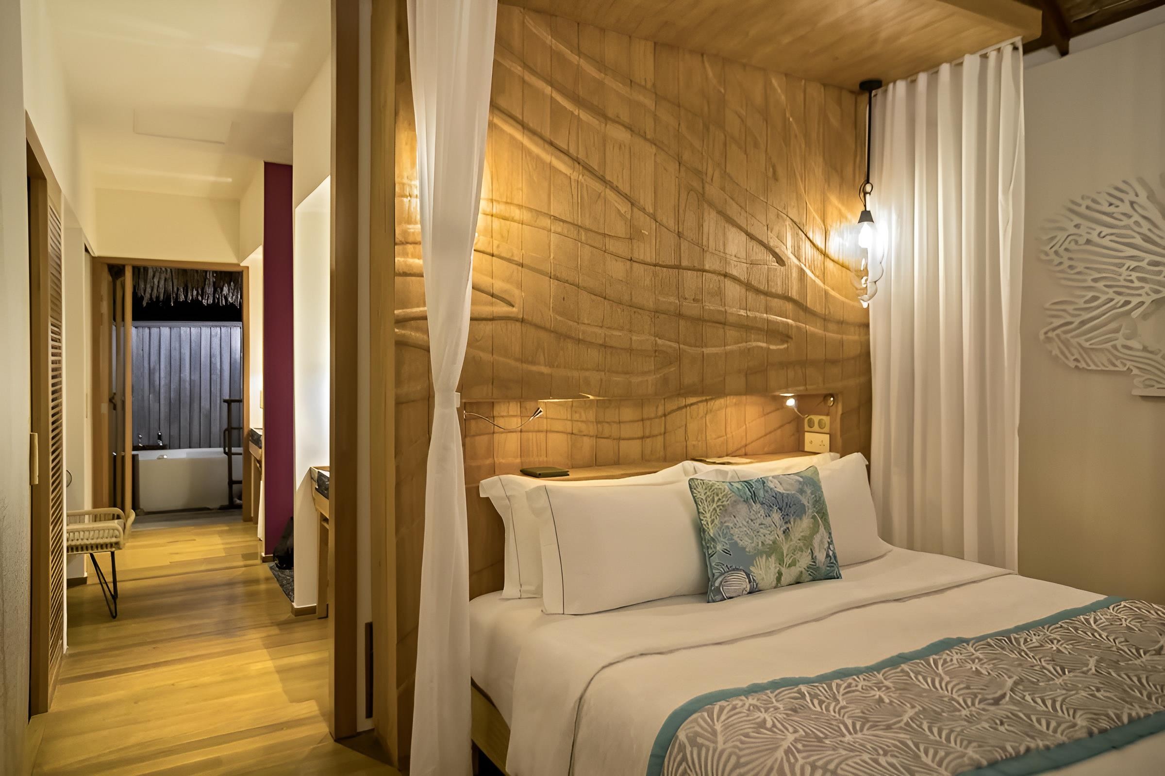 Constance Moofushi Maldives 27