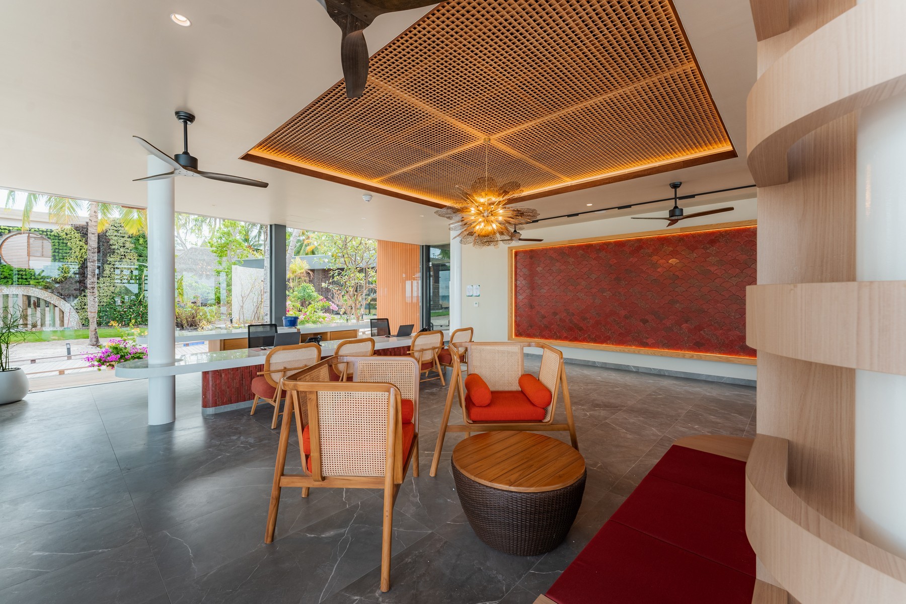 Veligandu Island Resort & Spa 10