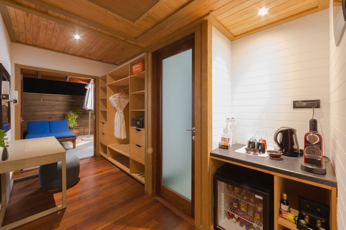 Vilamendhoo Island Resort & Spa 29