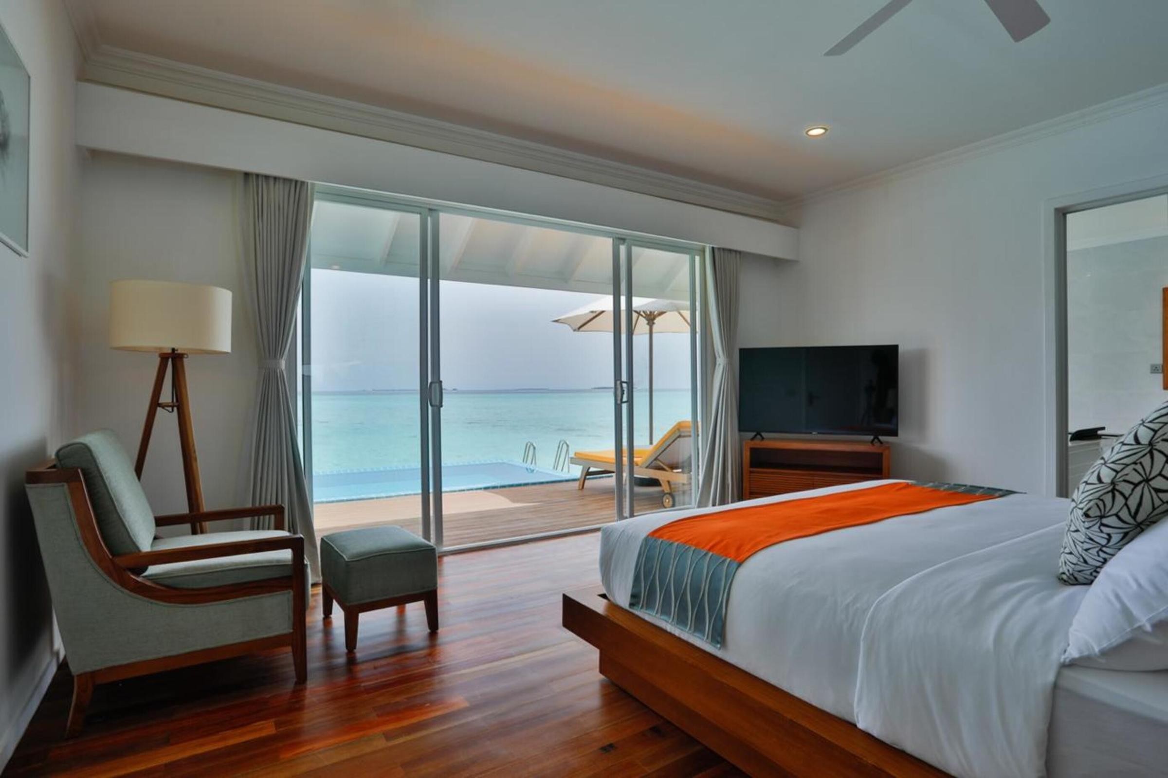 Dhigufaru Island Resort 7