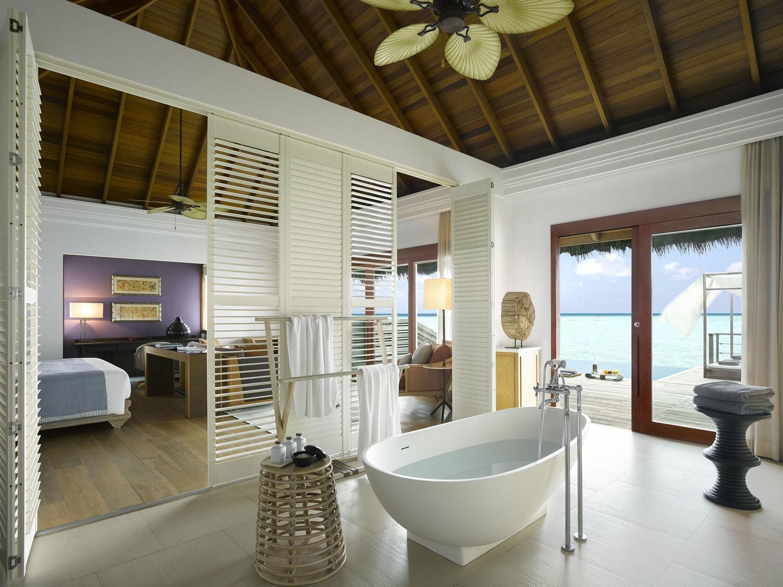 Dusit Thani Maldives 7