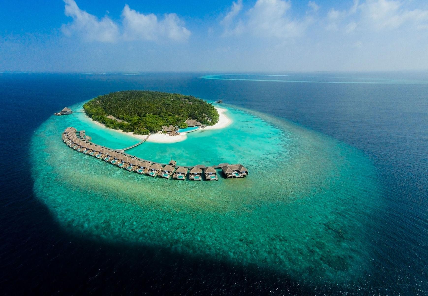 Dusit Thani Maldives 1