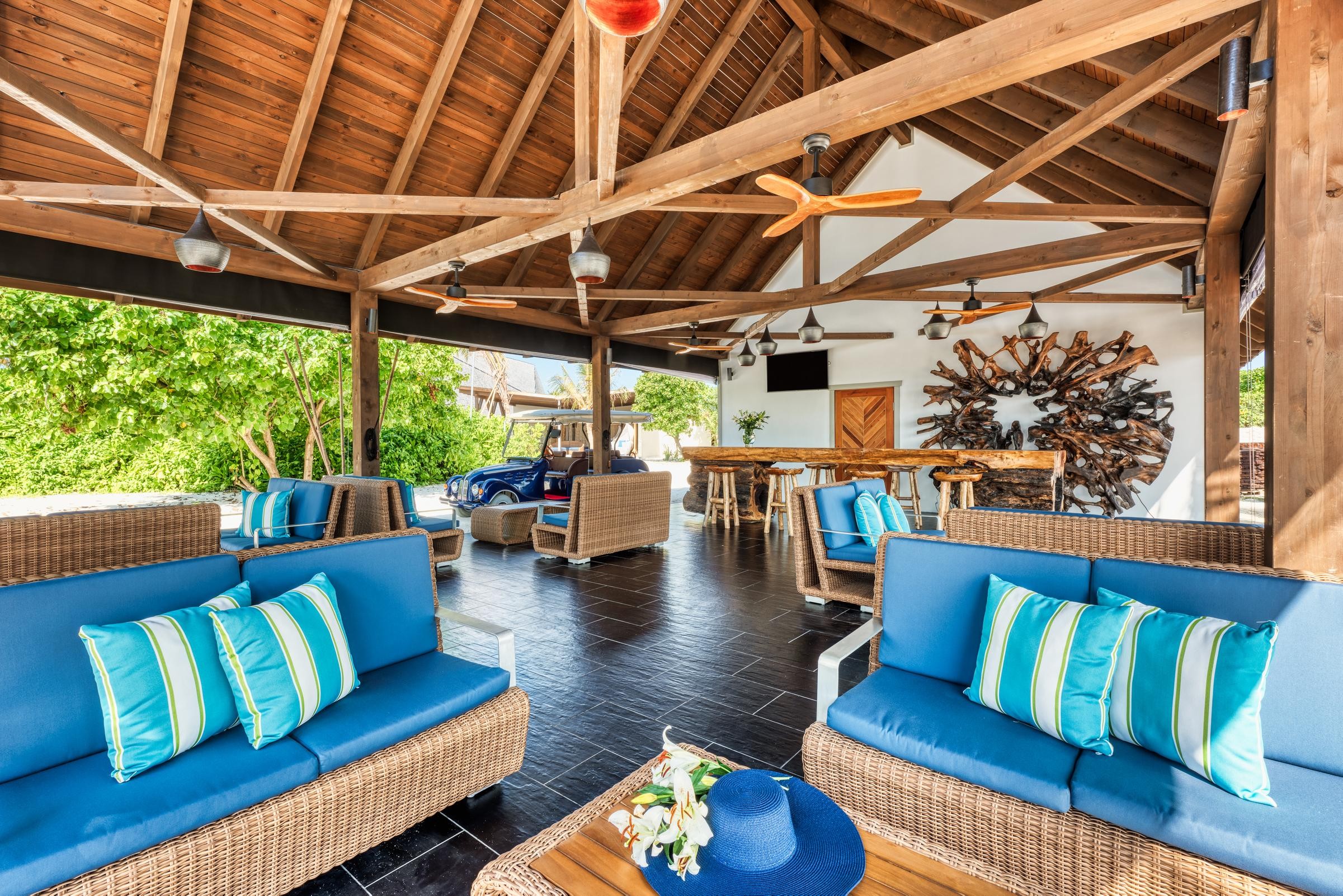 Kuredhivaru Resort and Spa  10