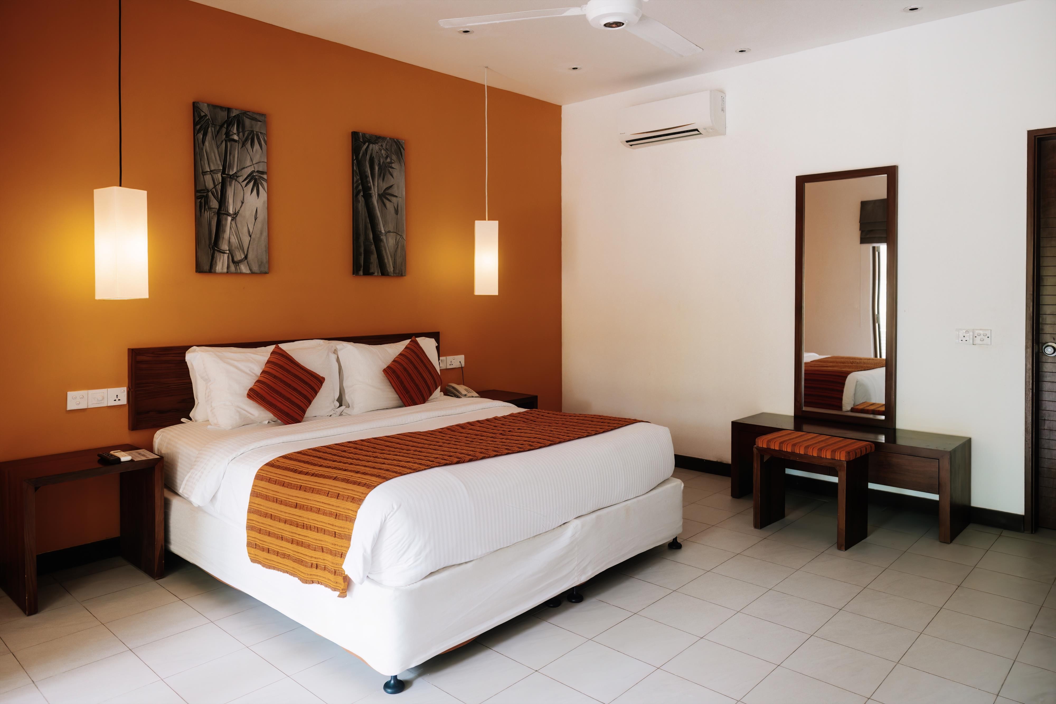 Adaaran Select Hudhuran Fushi 24